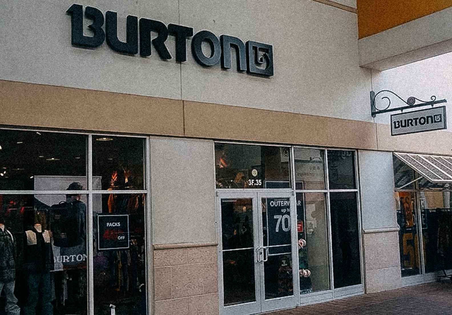 Burton Outlet &mdash; Orlando Storefront