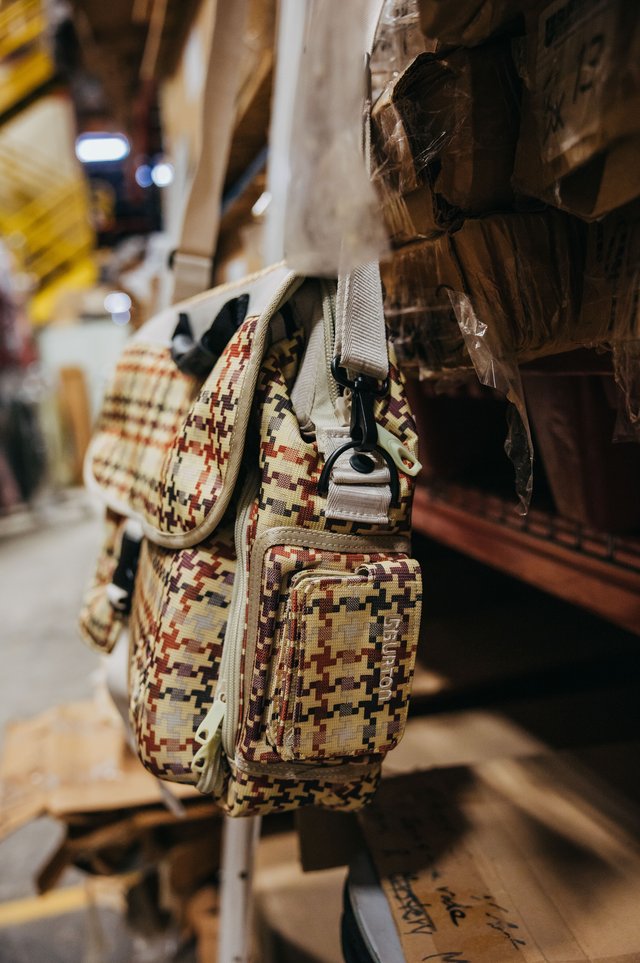 070225_ArchiveBags_Dawson_0040