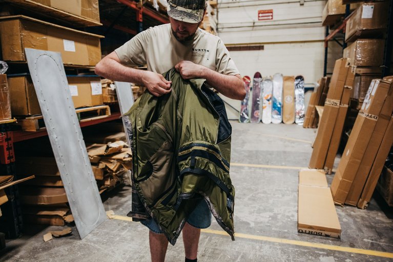 070225_ArchiveBags_Dawson_0223