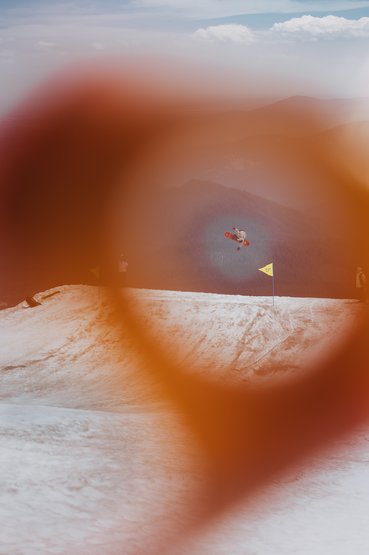 R: Ylfa Runarsdottir P: Matt Roebke