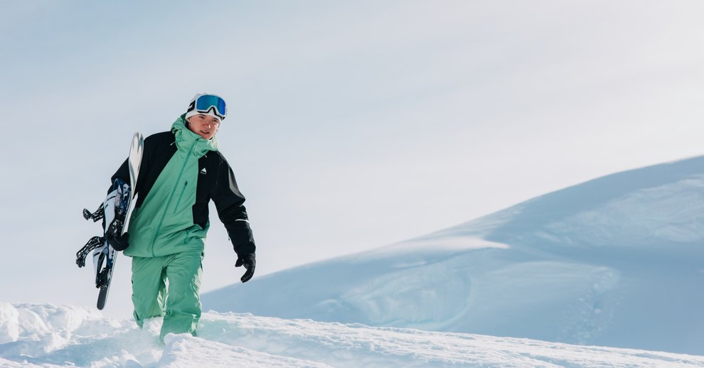 OyvindKirkhaus_C26PDPShoot_WhistlerBC_BrandonParrish_5742のコピー