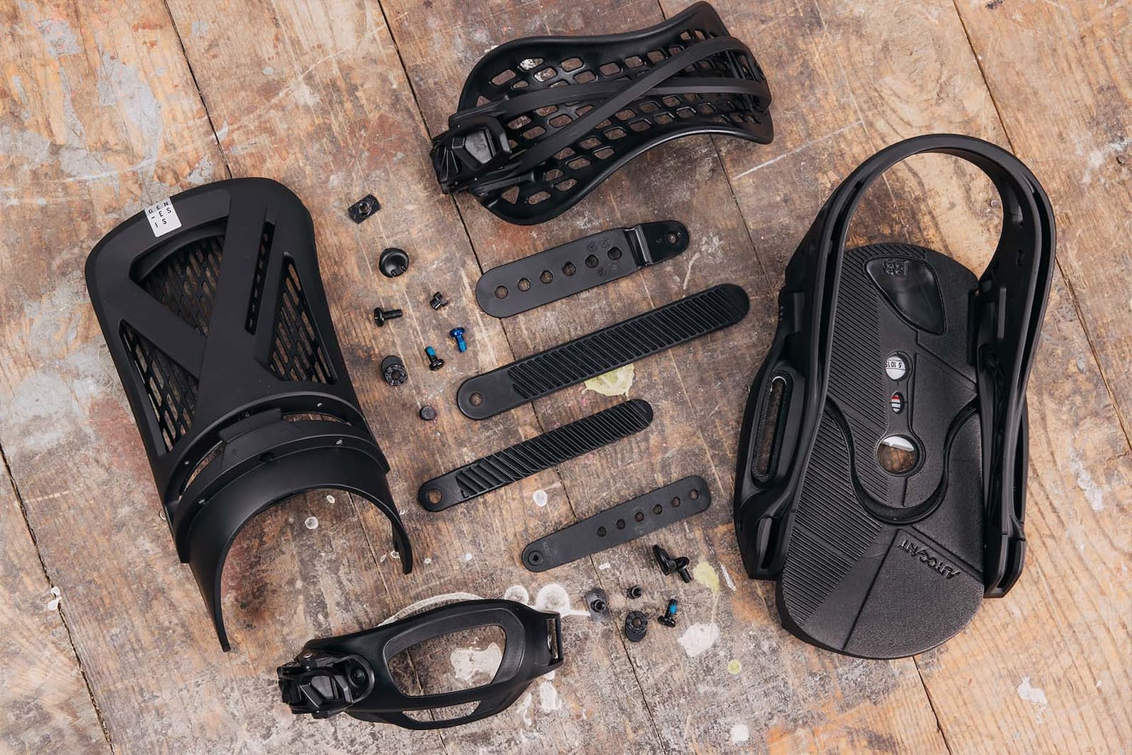 A Comprehensive Overview of Snowboard Binding Parts: Flatlay
