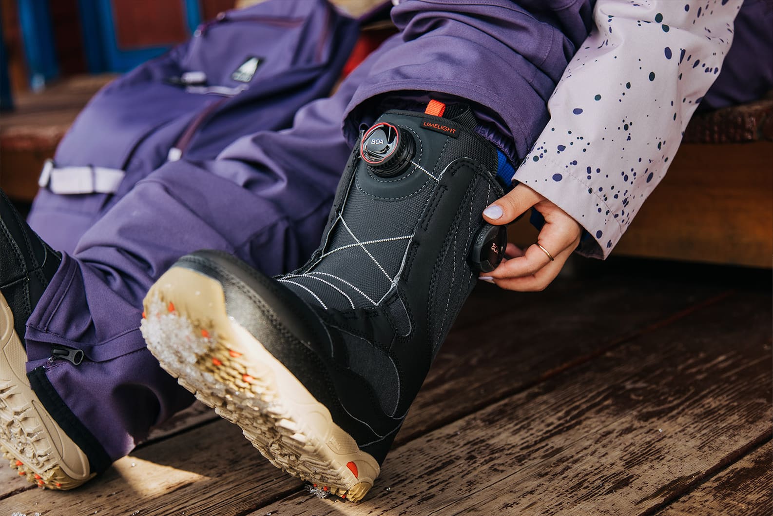 BOA Snowboard Boots: Rider Adjusting Dial