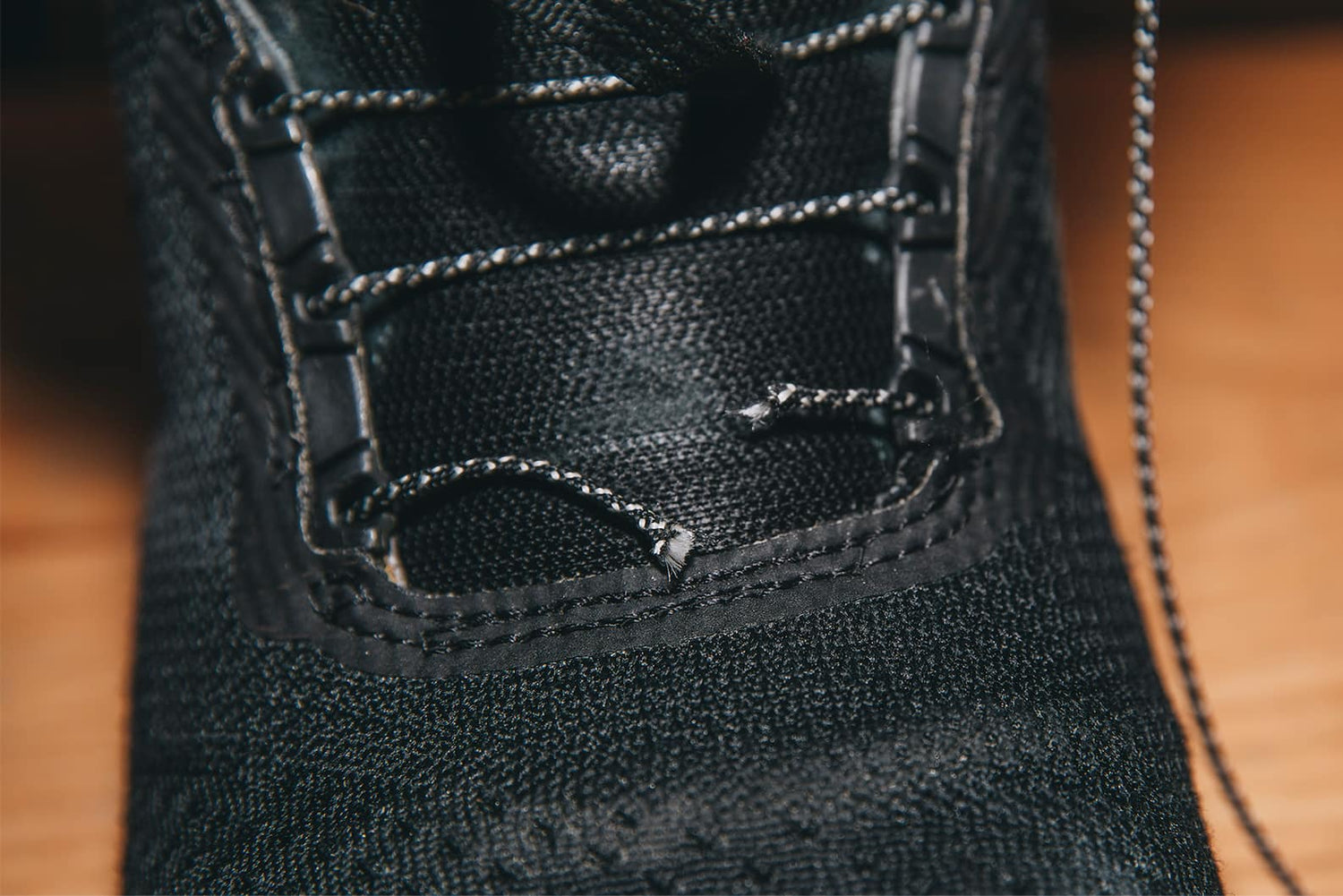 2016 burton amb mens snowboard boots lace fix Men's Photon Boots, Black, 9.5 while the Speed Zone lacing system ensures a precise What to do About a