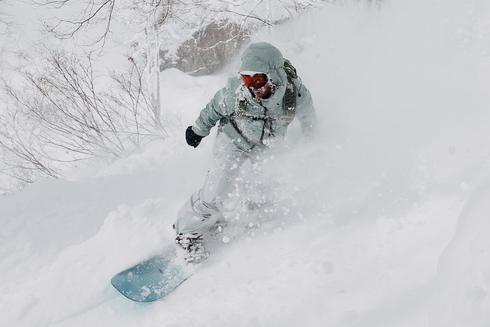 How to choose a splitboarding backpack