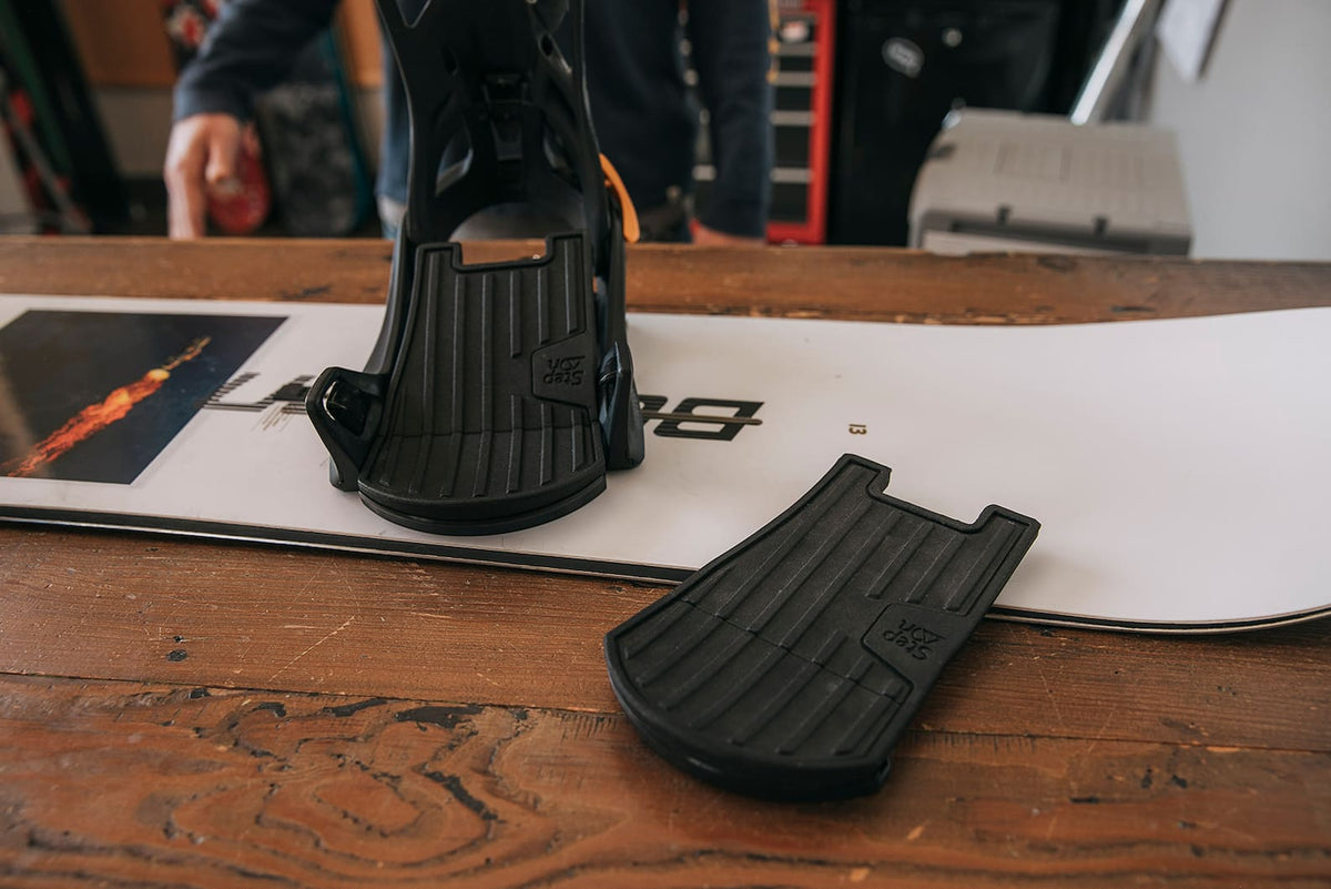 How to Replace Burton Step On Binding Gas Pedals