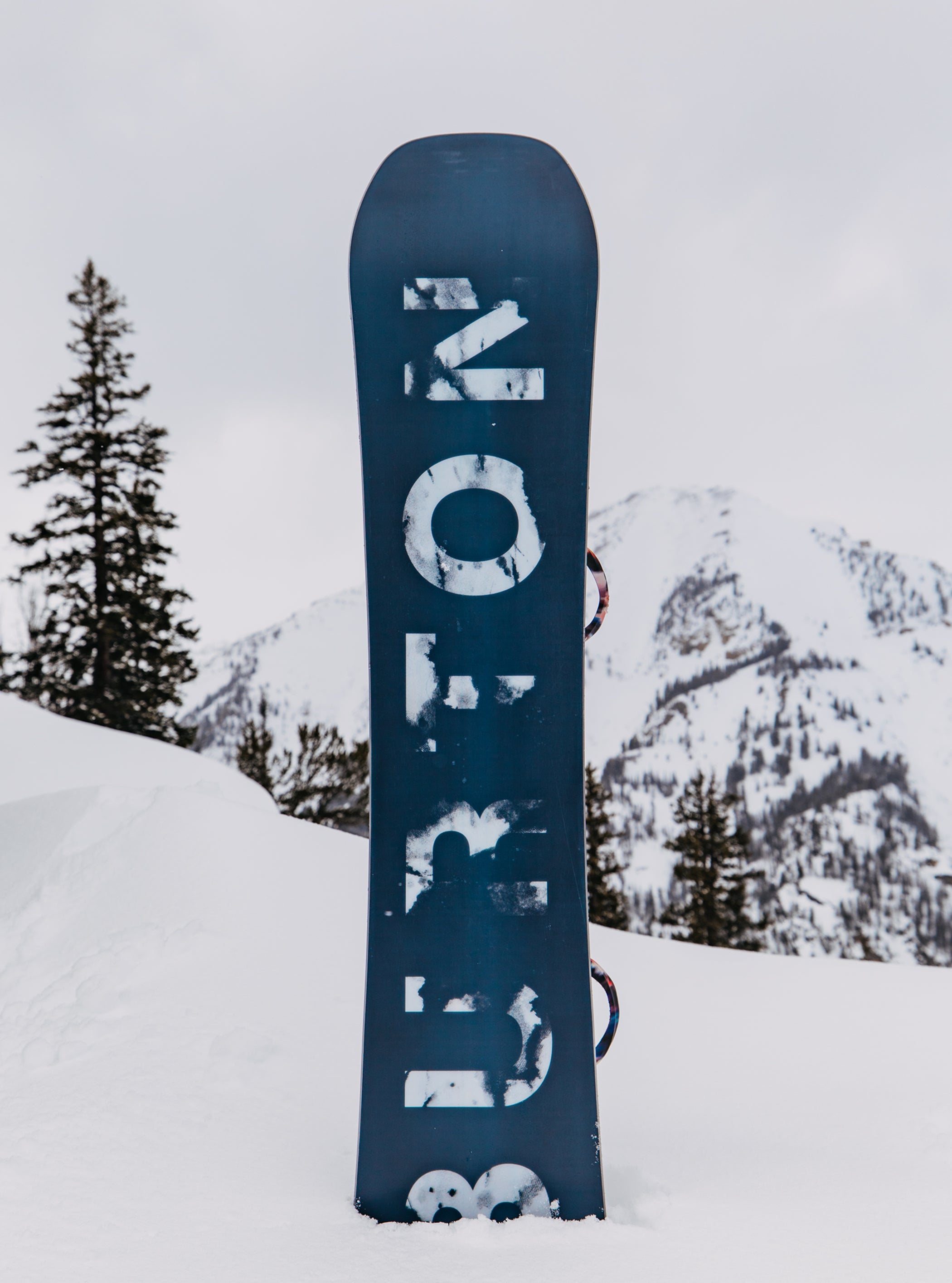 burton feelgood snowboards Snowboard - Women's 2026 infused freedom of Flying and positively powerful pop for Ferrari Burton Feelgood Flying V 2016-2017