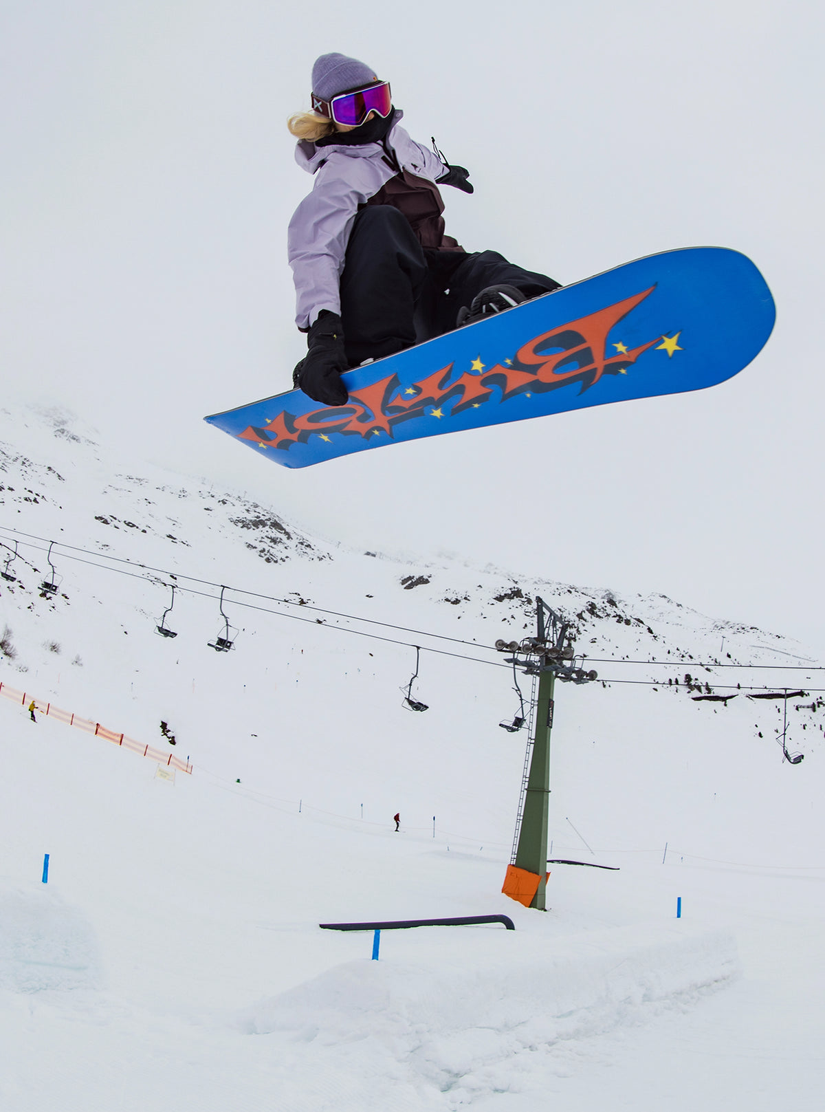 Product image of Women's Burton Talent Scout Camber Snowboard[Variant:Earth]