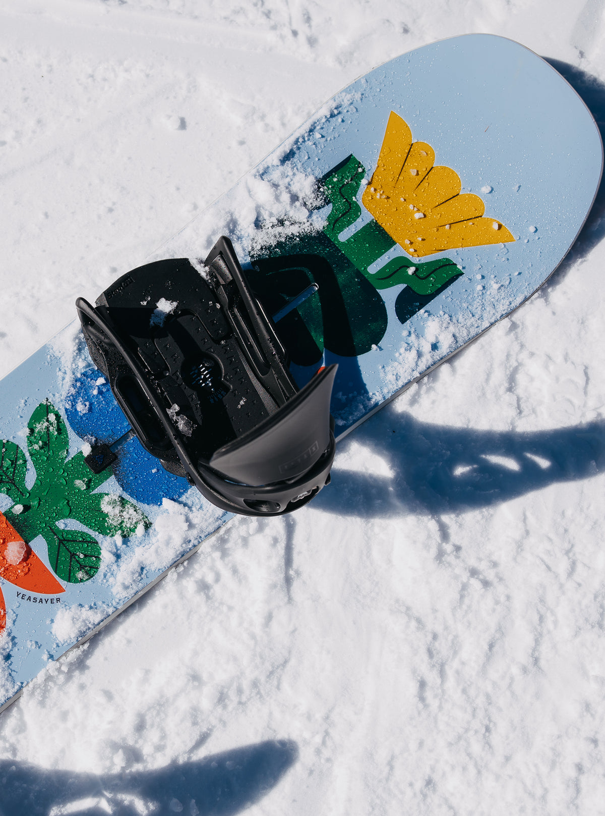 Women's Burton Yeasayer Snowboard 2027