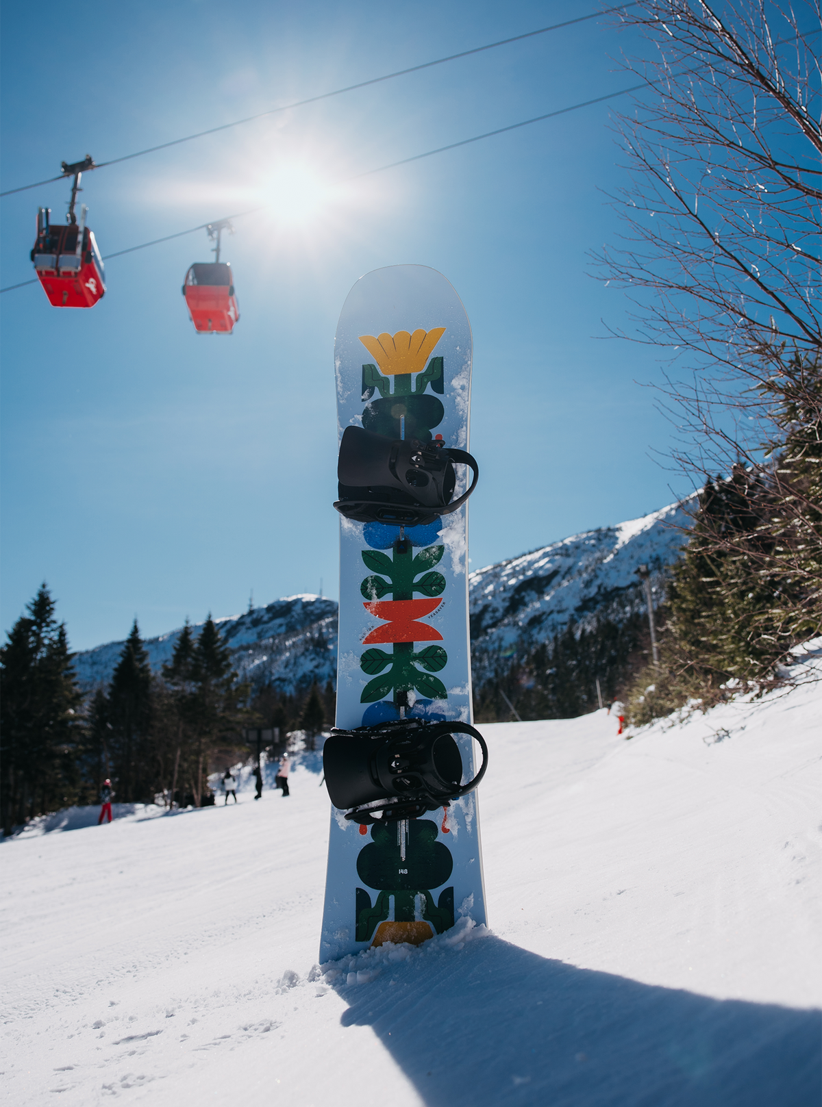 Women's Burton Yeasayer Snowboard 2027