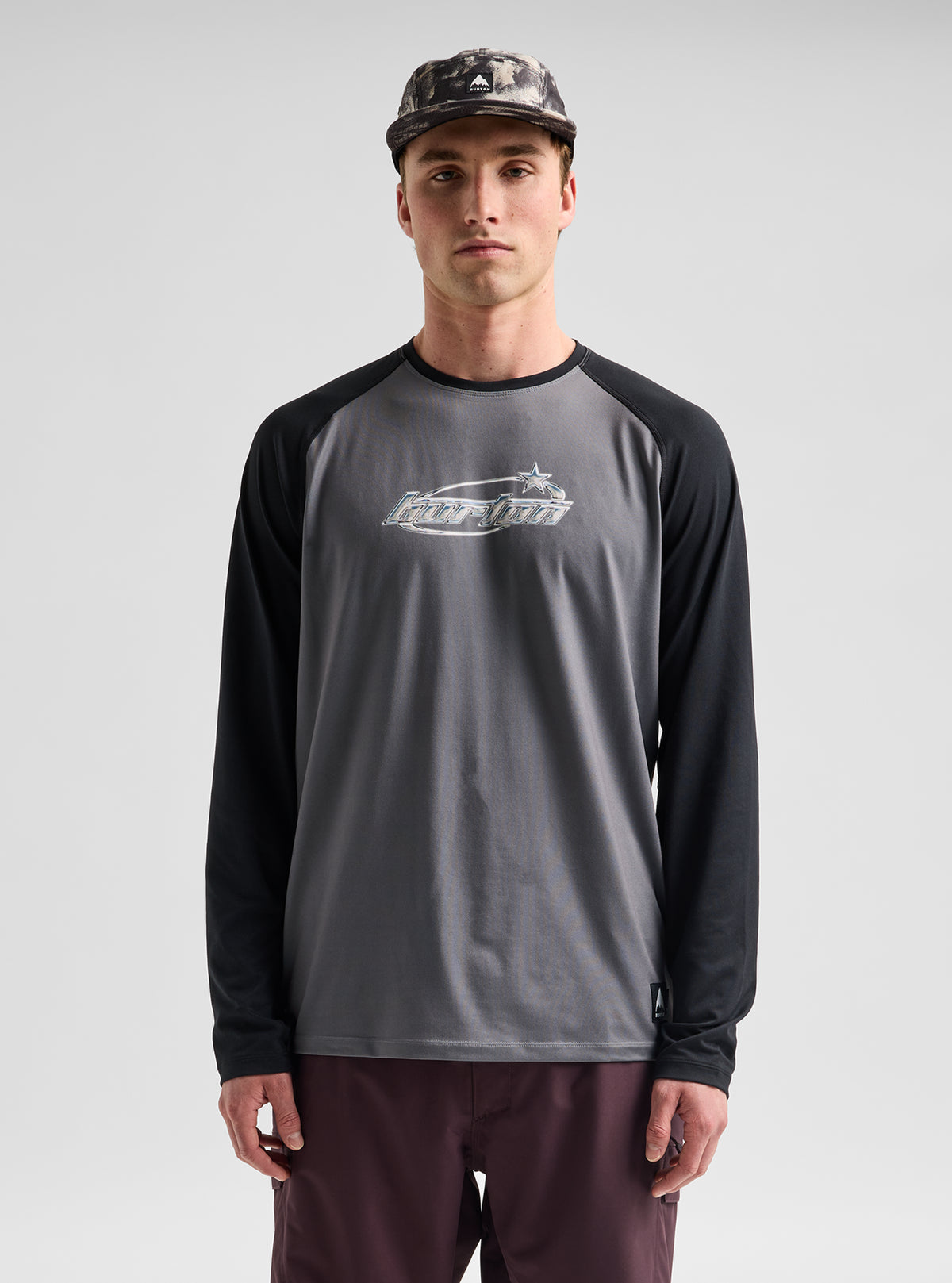 Product image of Men's Burton Roadie Base Layer Tech T-Shirt[Variant:Dragon / True Black]