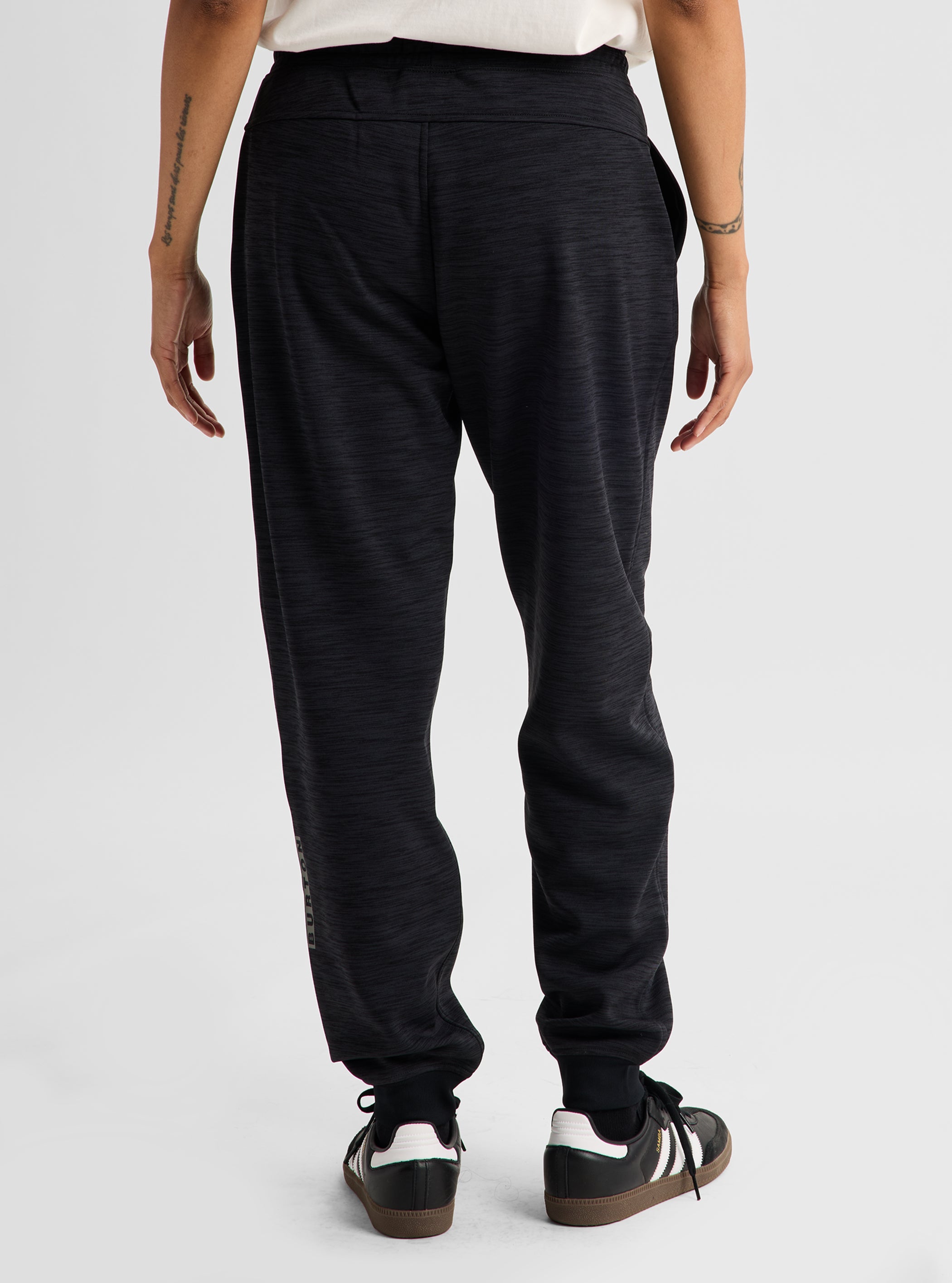Product image of Women's Burton Oak Fleece Pants[Variant:True Black Heather]