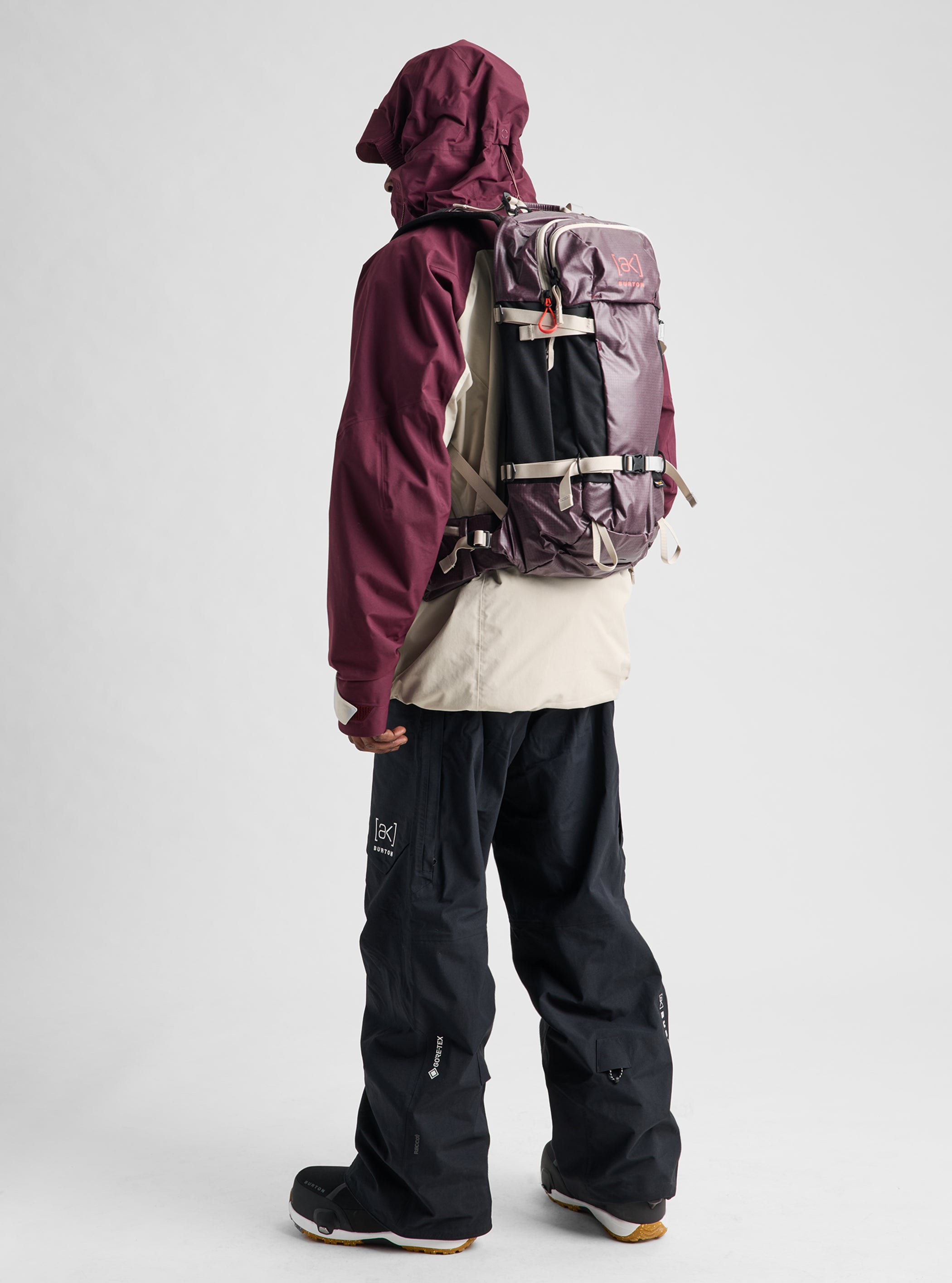 Product image of Burton [ak] Dispatcher 25L Backpack[Variant:Rum Raisin]