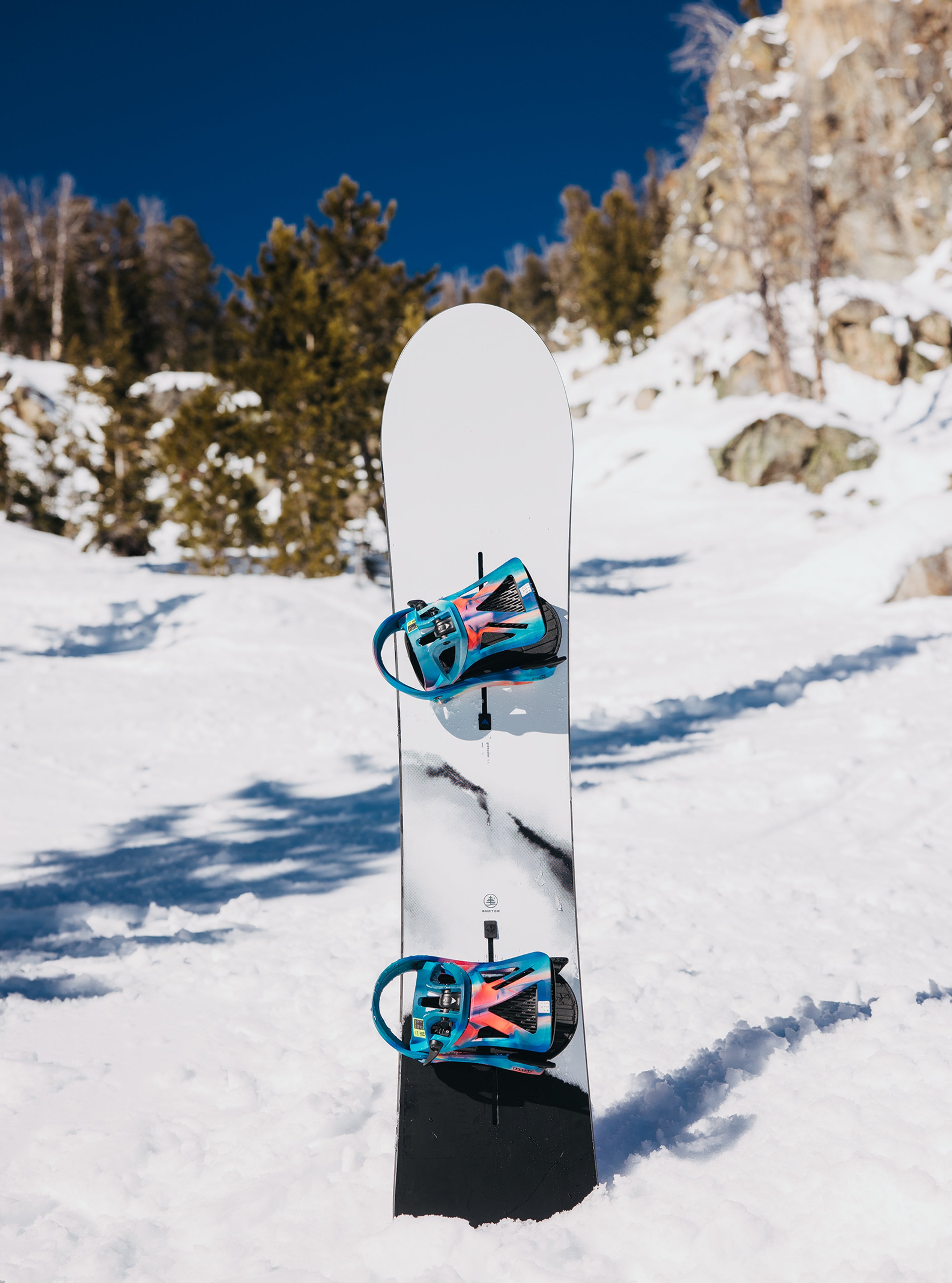Burton Family Tree Gril Master Camber Snowboard | Burton.com Burton Family Tree Gril Master Camber Snowboard | Burton.com