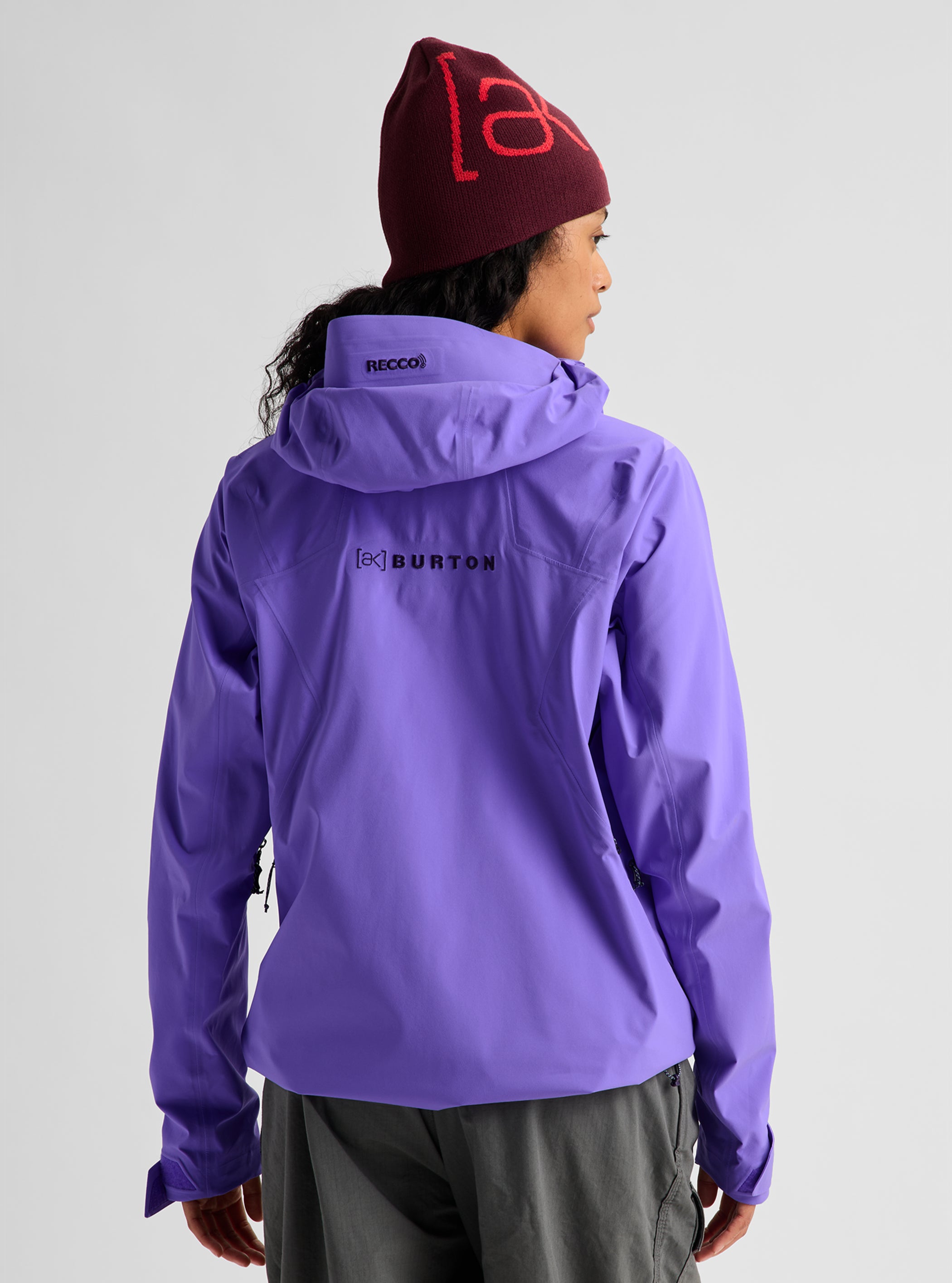 Product image of Women's Burton [ak] Tuvak GORE-TEX C-Knit 3L Jacket[Variant:Purple Voltage]