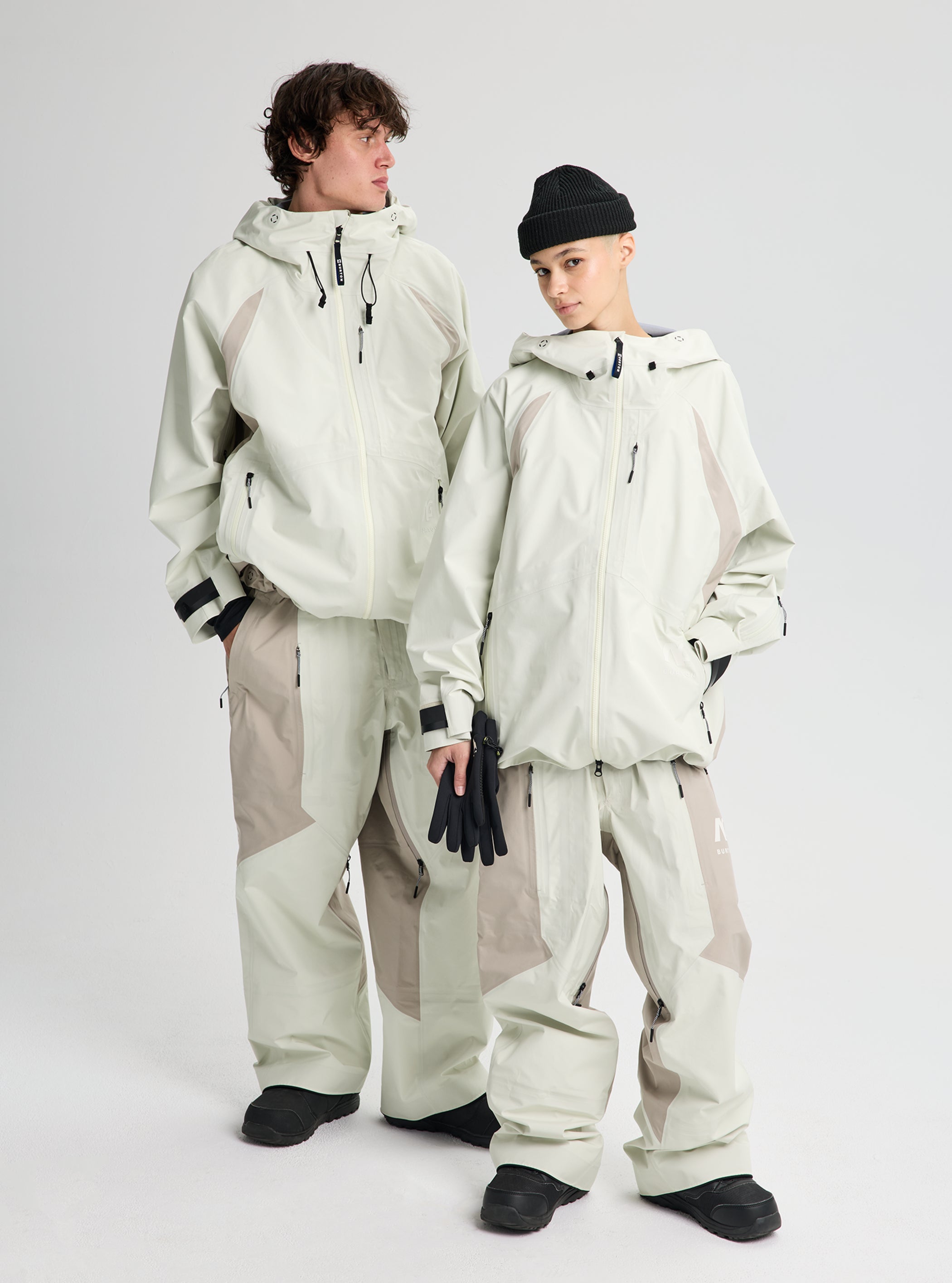 Product image of Burton AG Hardpack GORE-TEX 3L Jacket[Variant:Bone White / Stone Grey]