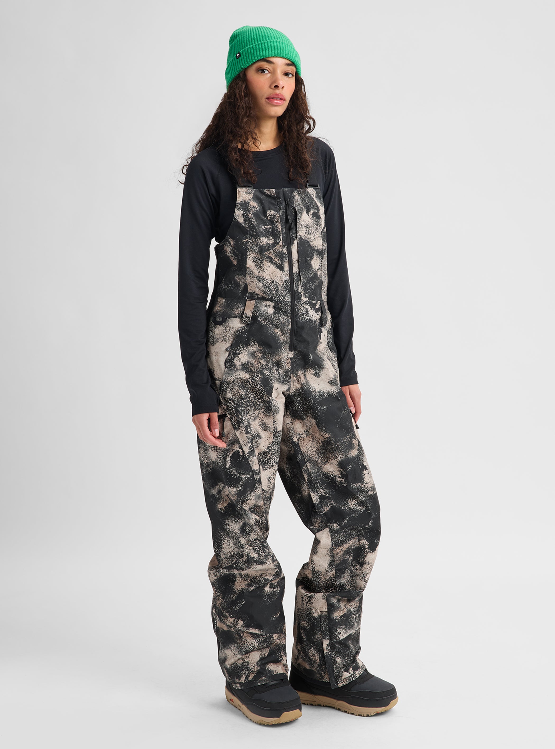 Product image of Women's Burton Reserve GORE-TEX 2L Bib Pants[Variant:Desert Rock]