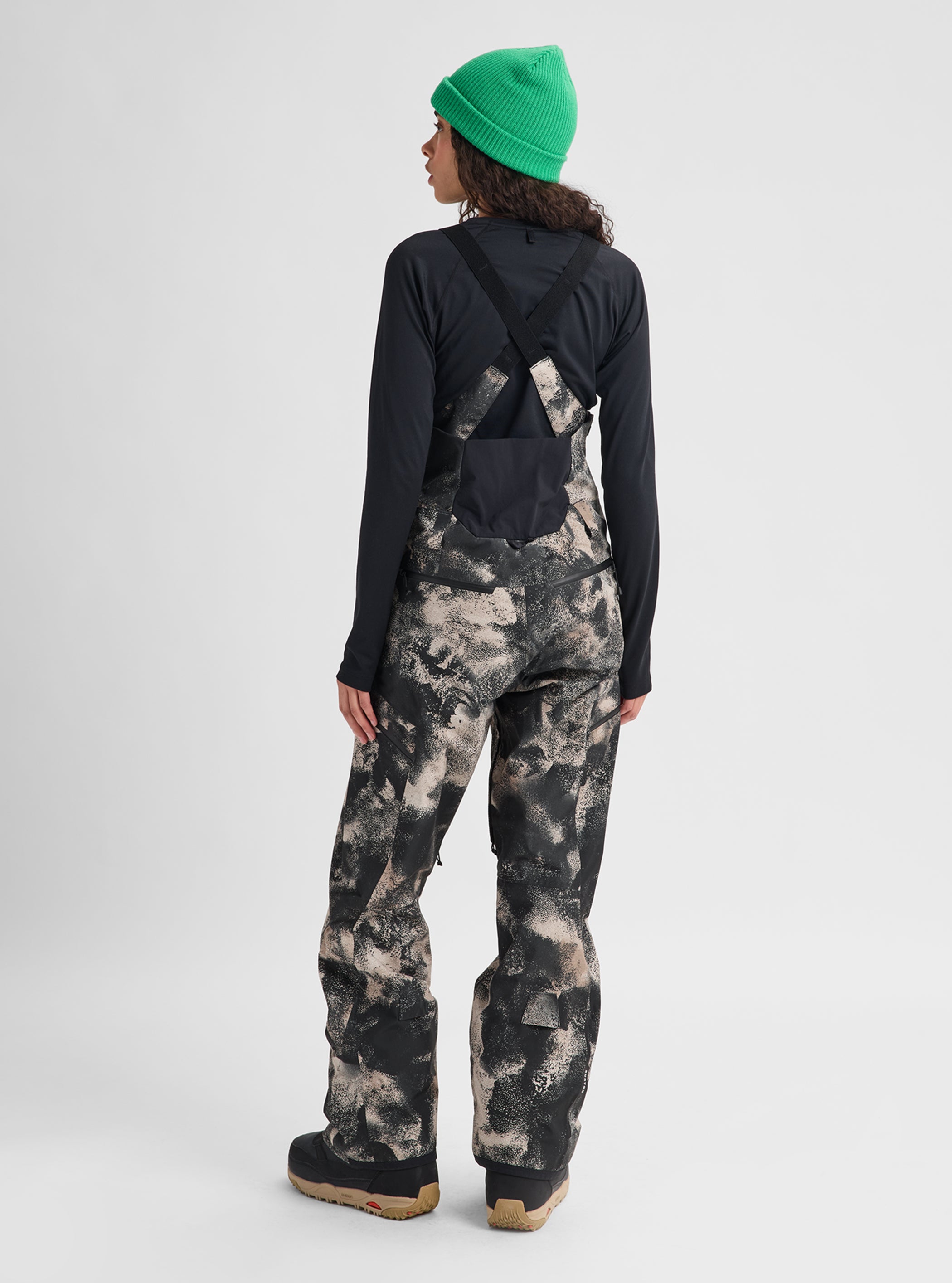 Product image of Women's Burton Reserve GORE-TEX 2L Bib Pants[Variant:Desert Rock]