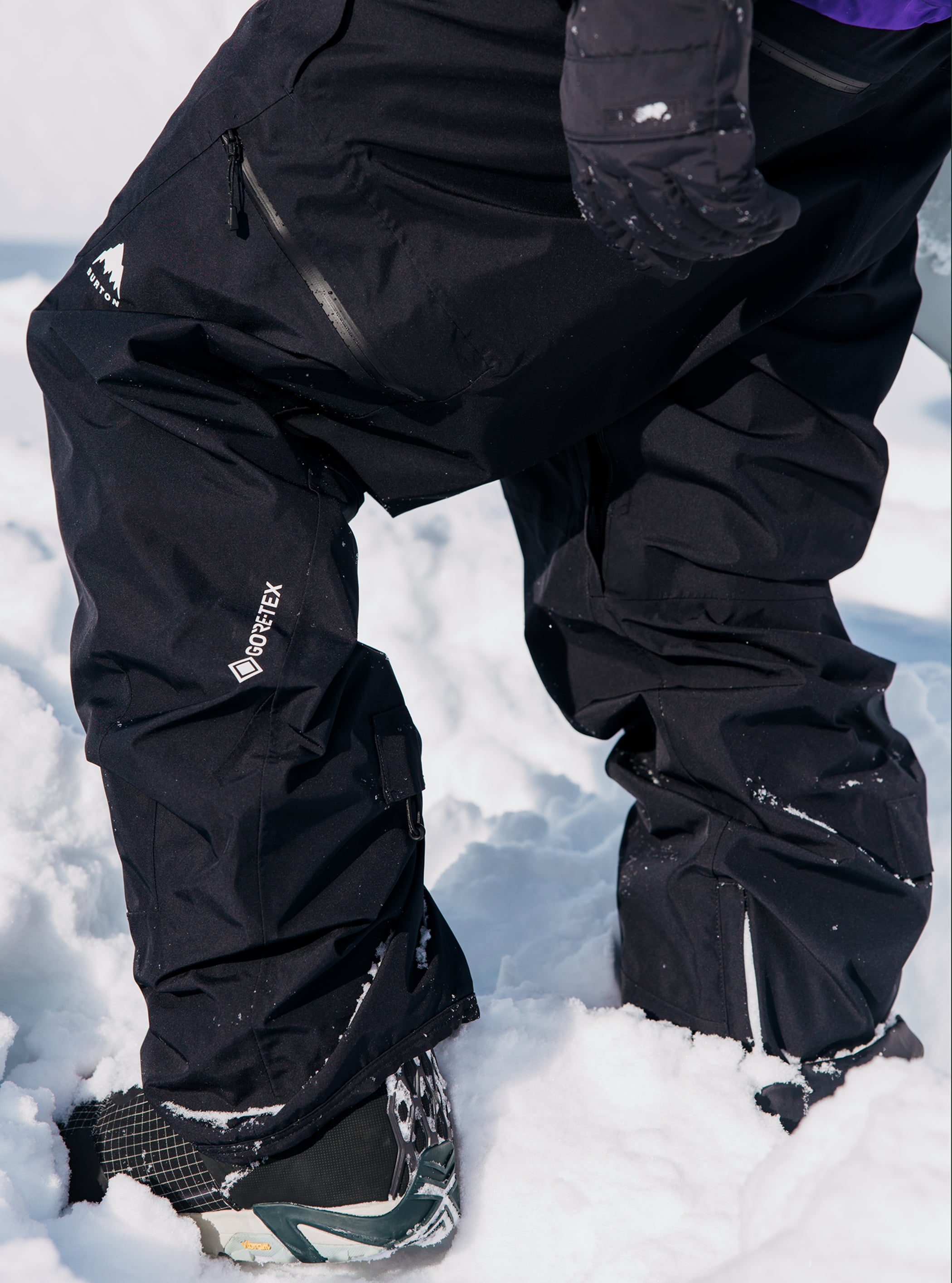 Product image of Men's Burton Reserve GORE-TEX 2L Pants[Variant:True Black]