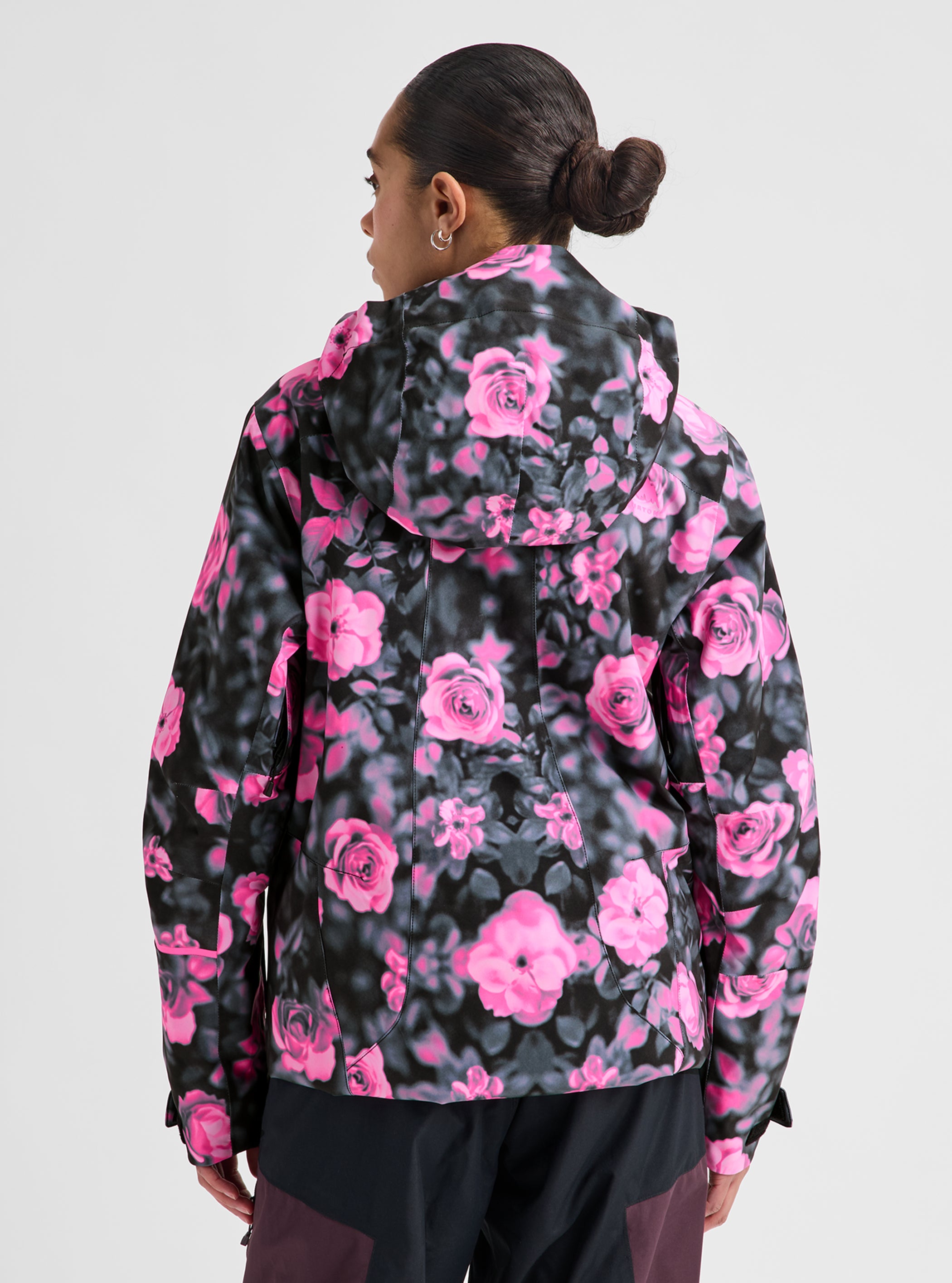 Product image of Women's Burton Reserve 2L Insulated Stretch Slim Jacket[Variant:Shockwave Floral]