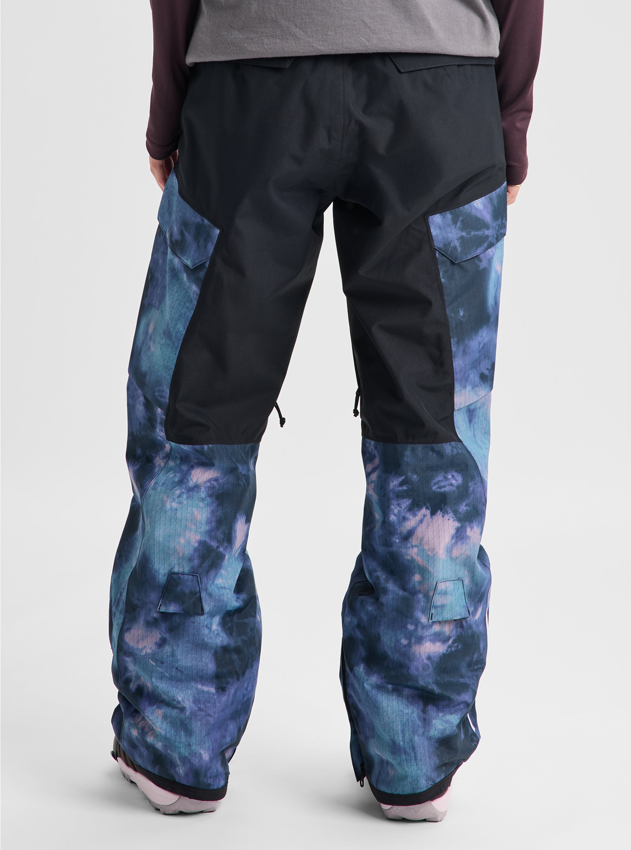Product image of Women's Burton Reserve 2L Pants[Variant:Crystal Dye / True Black]