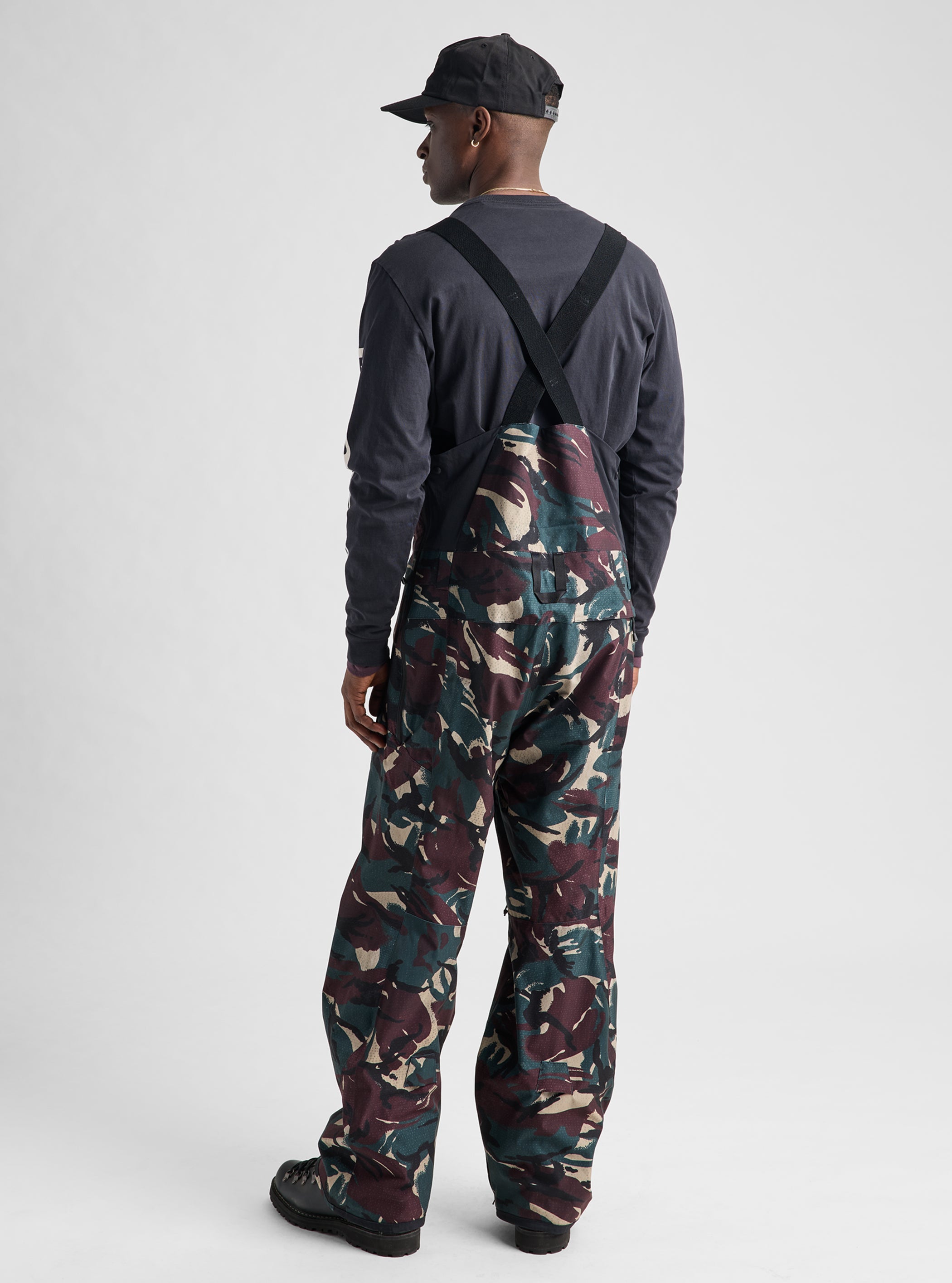 Product image of Men's Burton Reserve 2L Stretch Bib Pants[Variant:Seersucker Camo]