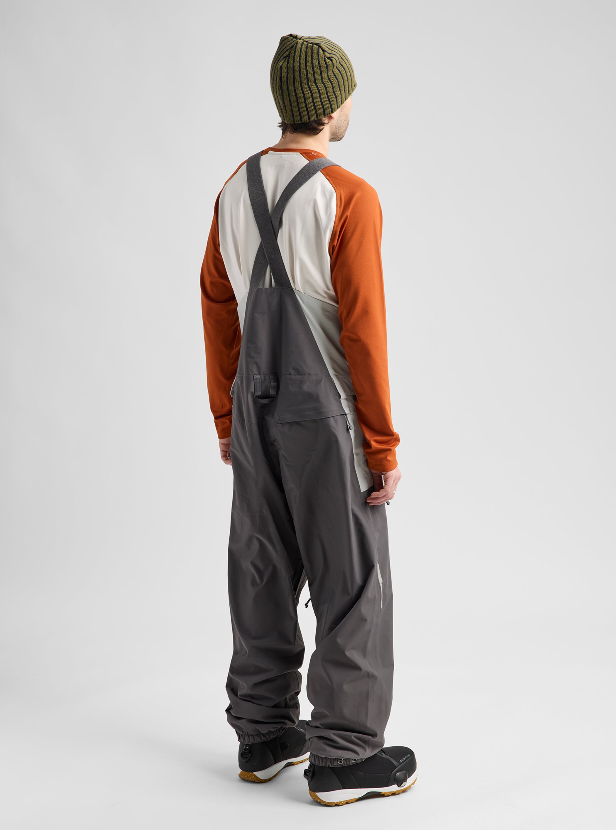 Product image of Men's Burton Reserve 2L Relaxed Bib Pants[Variant:Gotham Gray / Gray Cloud]