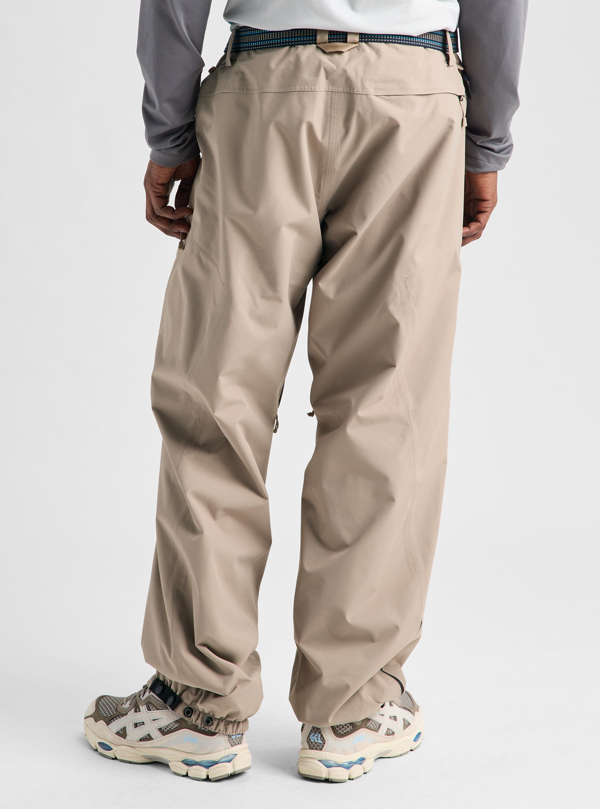 Product image of Men's Burton Reserve 2L Relaxed Pants[Variant:Summit Taupe]