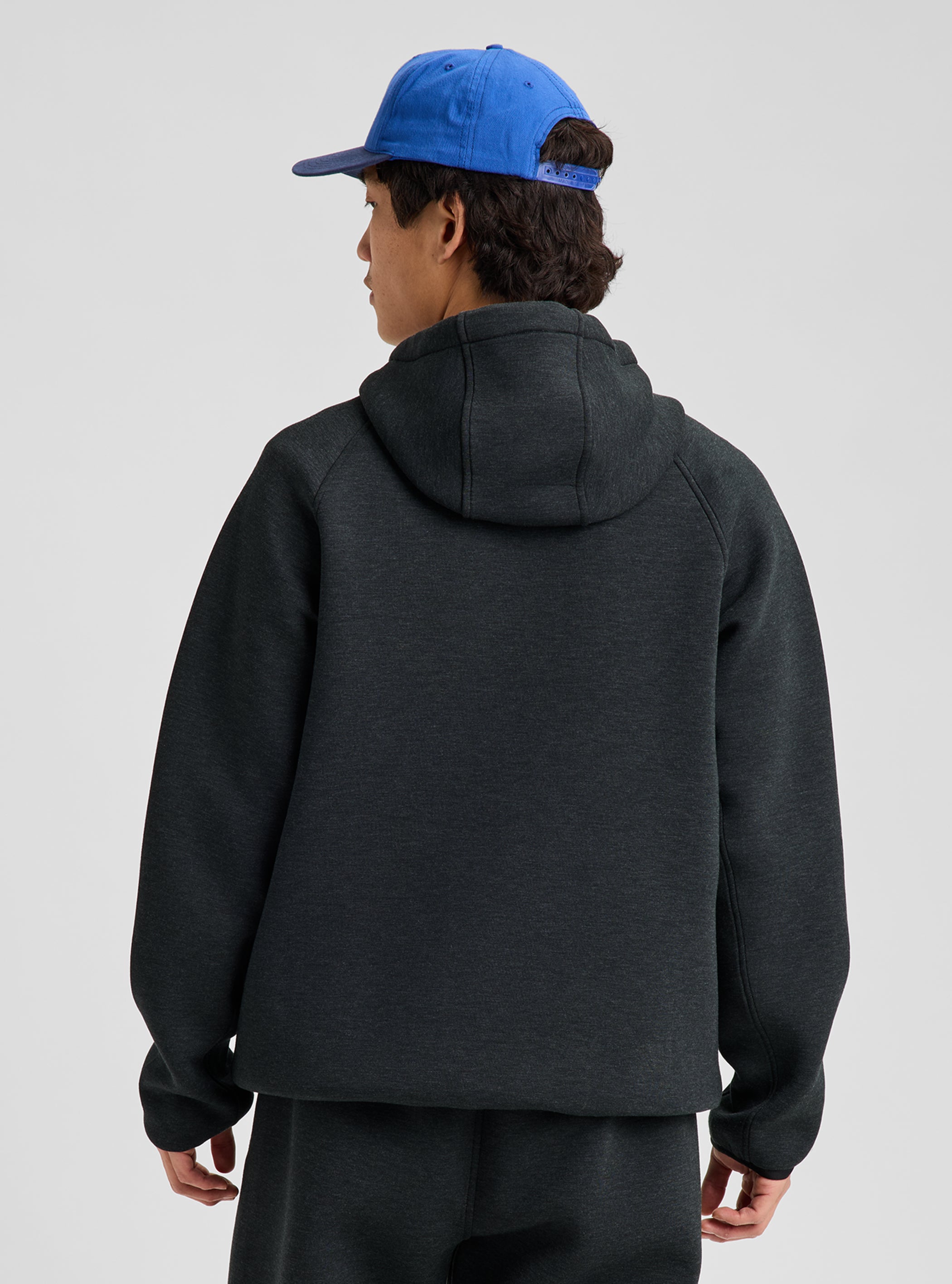 Product image of Men's Burton SpaceCloud Pullover Hoodie[Variant:True Black Heather]