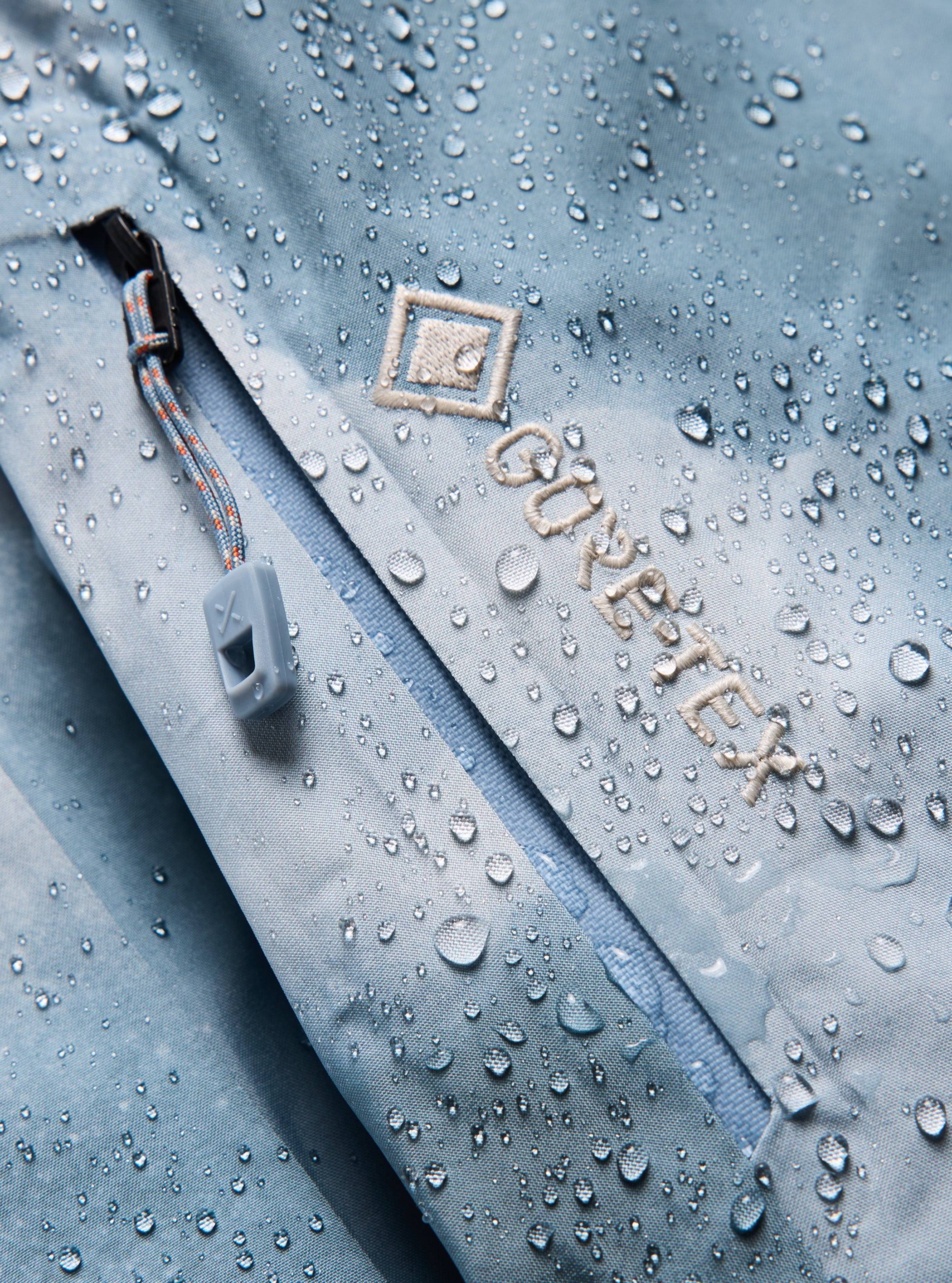 Women's Burton [ak] Swash Synthetic Insulated GORE-TEX 2L Jacket