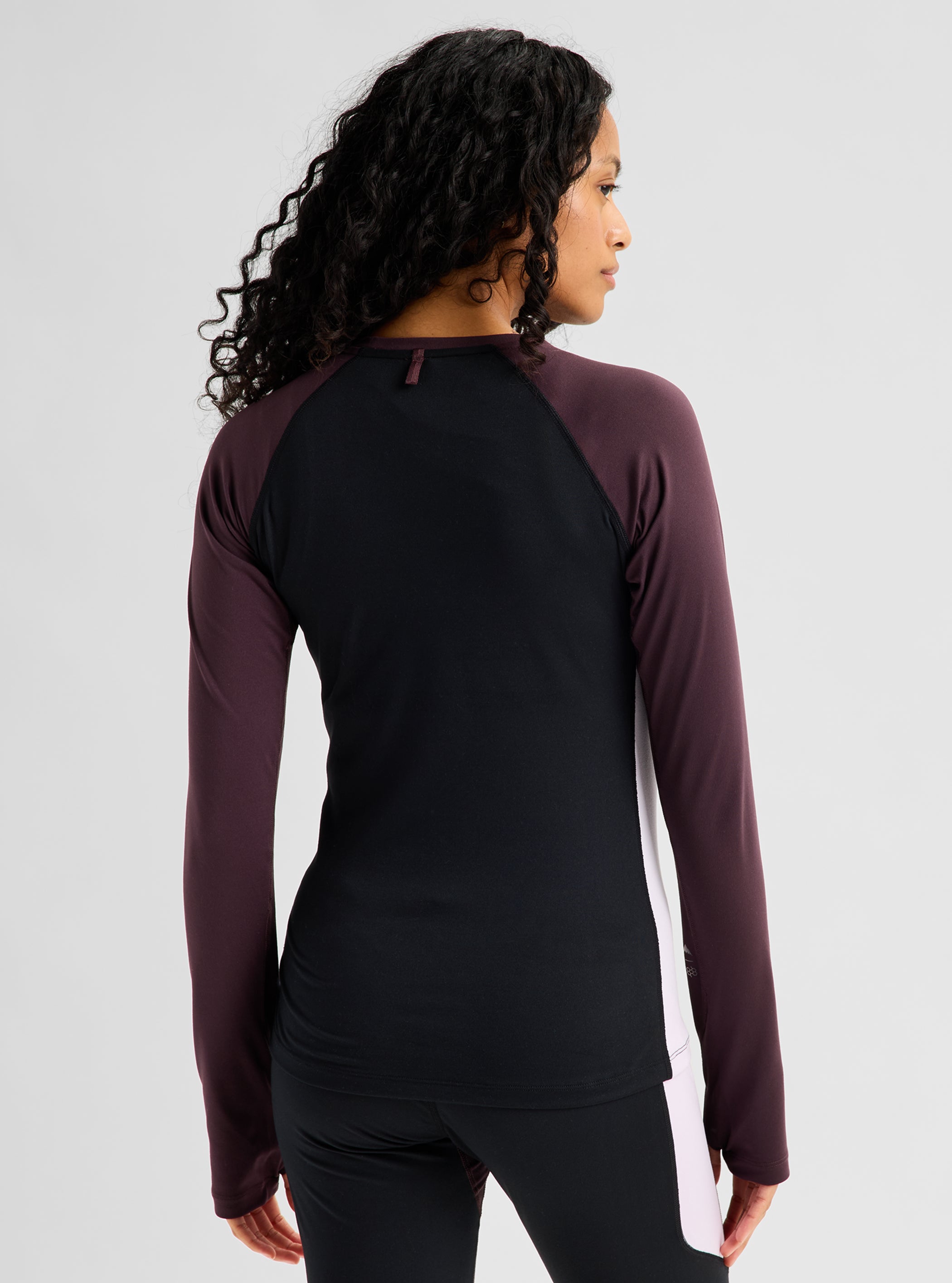 Product image of Women's Burton Synthetic Midweight Base Layer Crew[Variant:True Black / Bear Hug Brown / Moondust Purple]