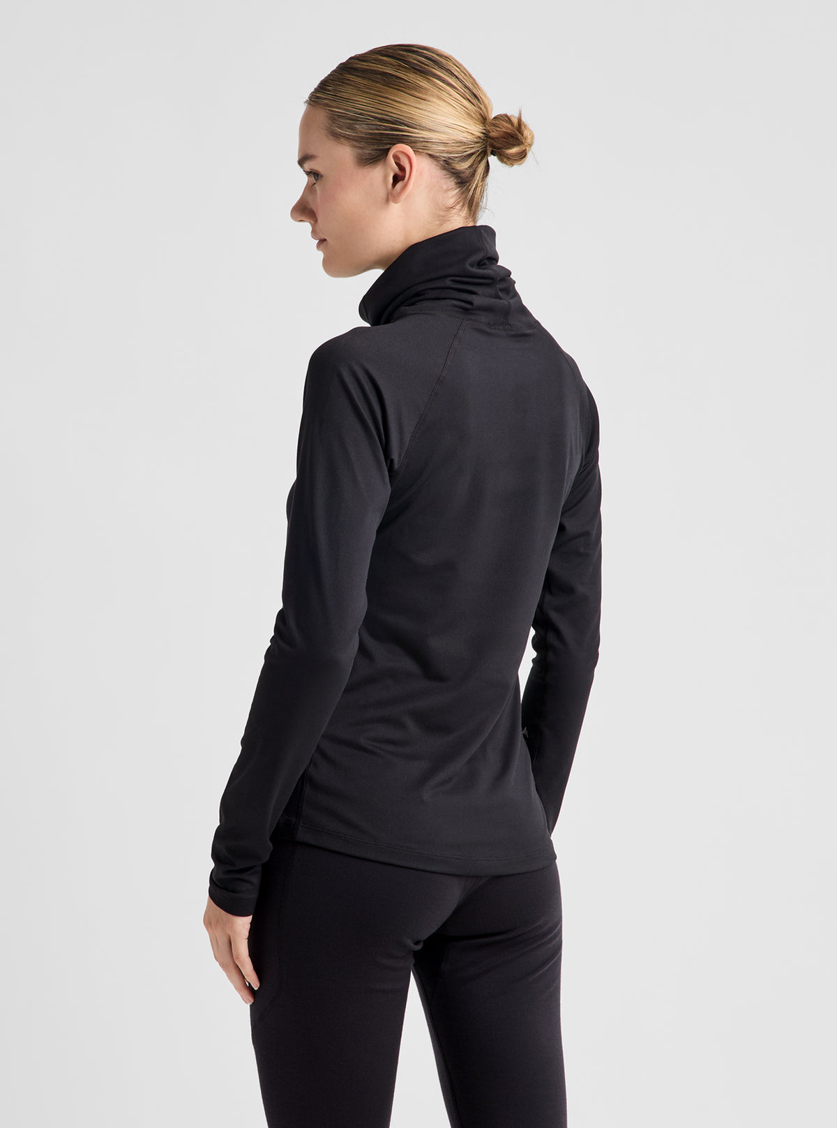 Product image of Women's Burton Synthetic Midweight Base Layer Long Neck[Variant:True Black]