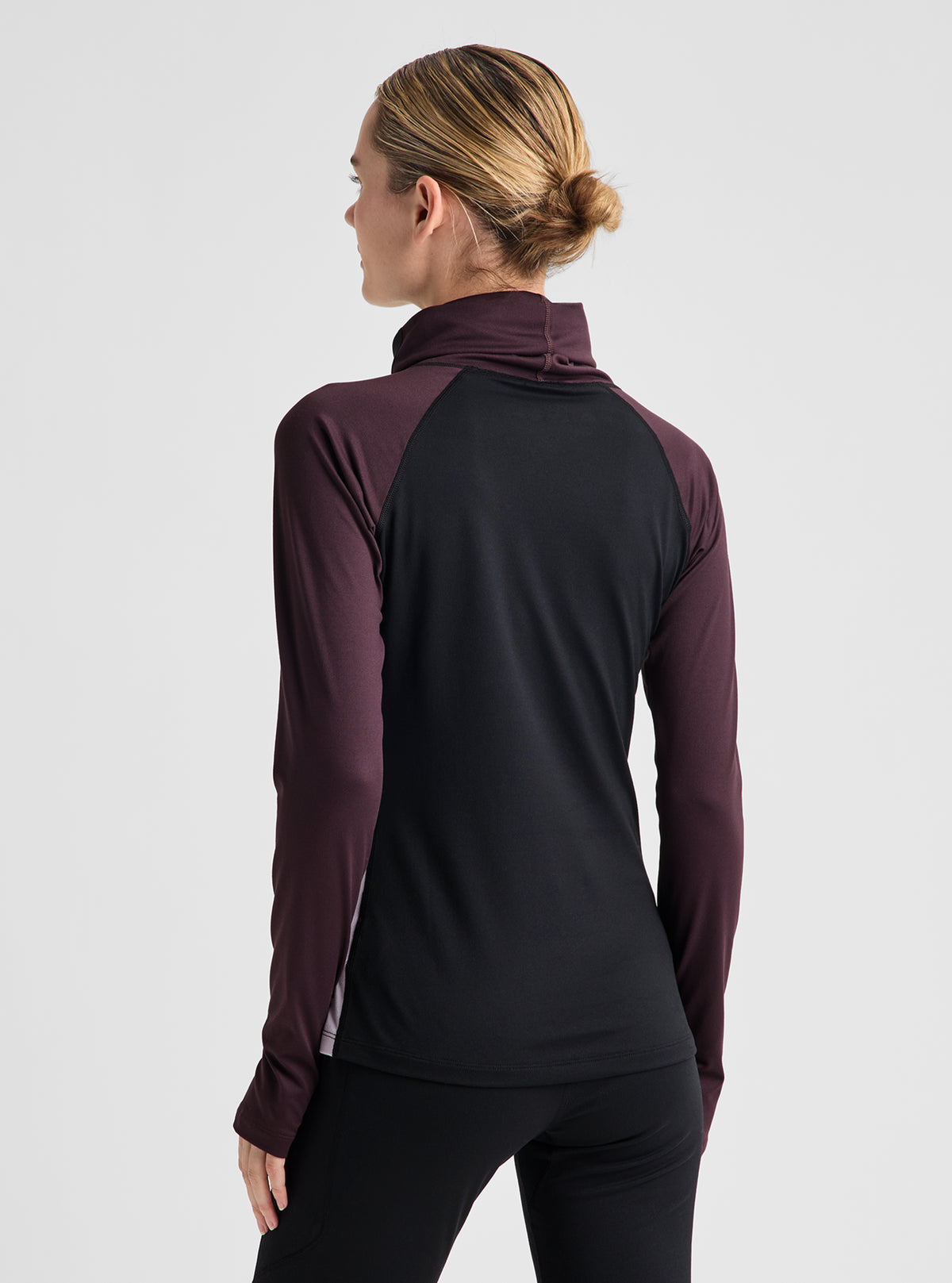 Product image of Women's Burton Synthetic Midweight Base Layer Long Neck[Variant:True Black / Bear Hug Brown / Moondust Purple]