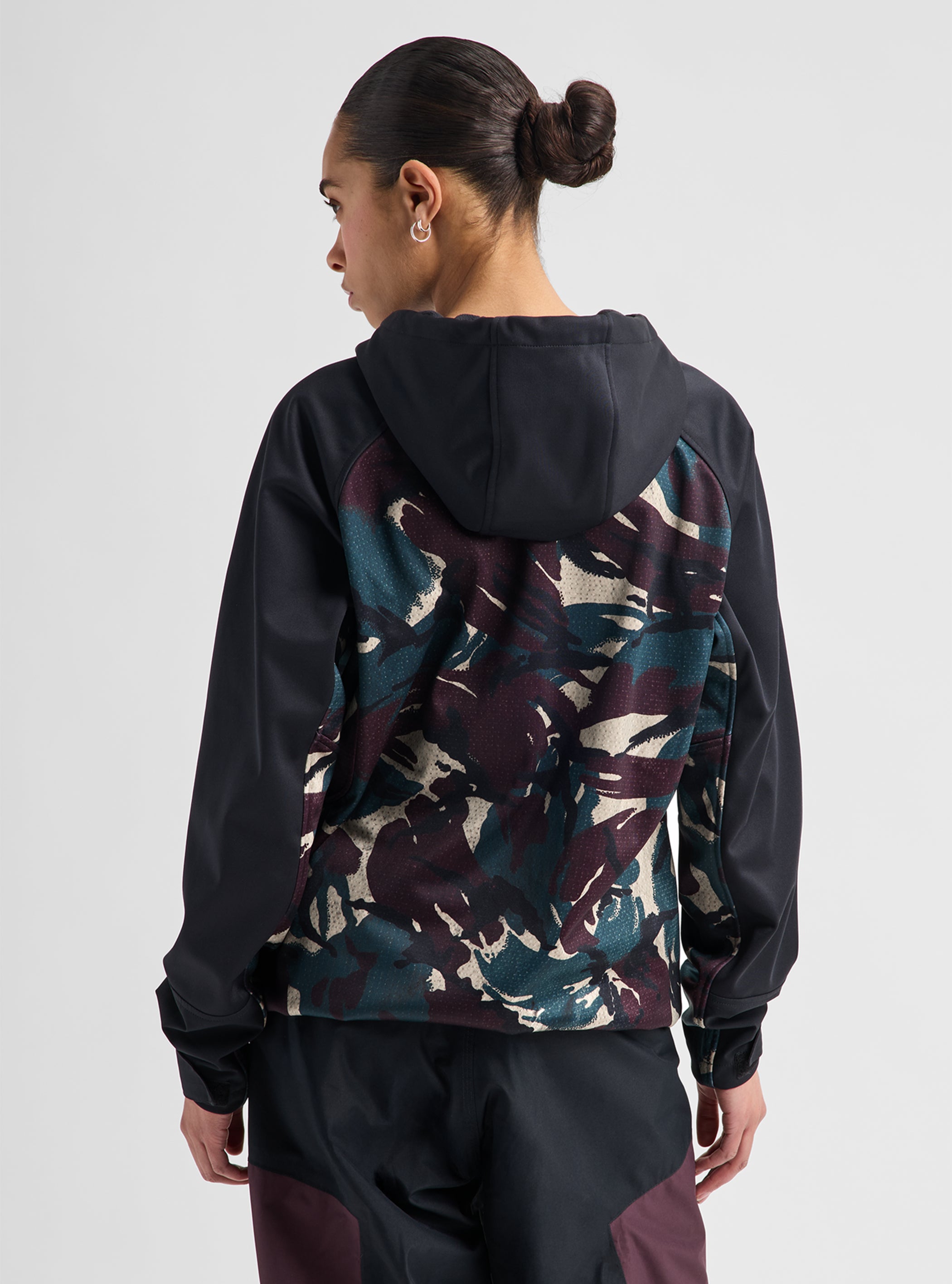 Burton Crown Weatherproof Riding Pullover Hoodie