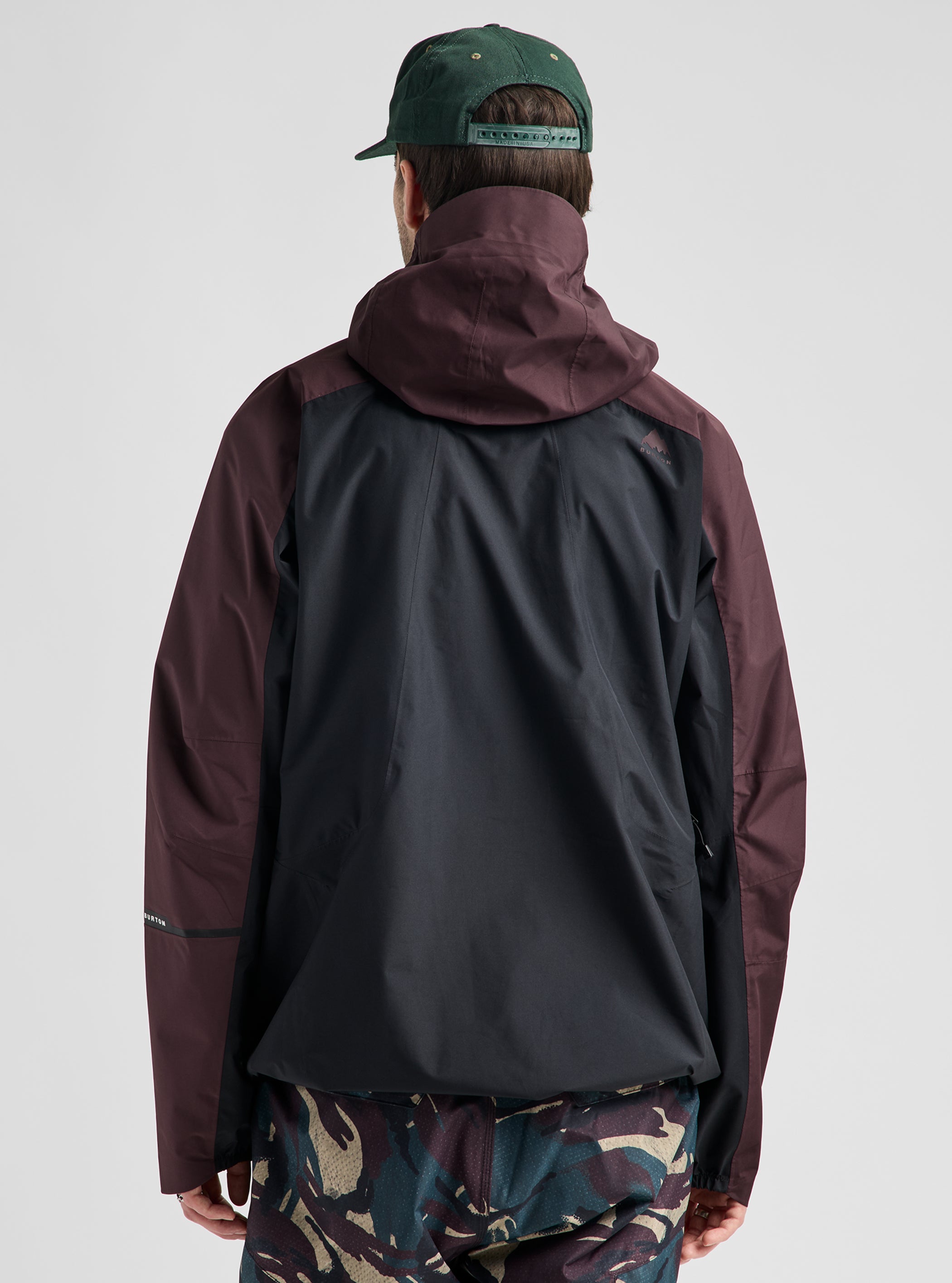 Product image of Men's Burton Reserve 2.5L Jacket[Variant:Bear Hug Brown / True Black]