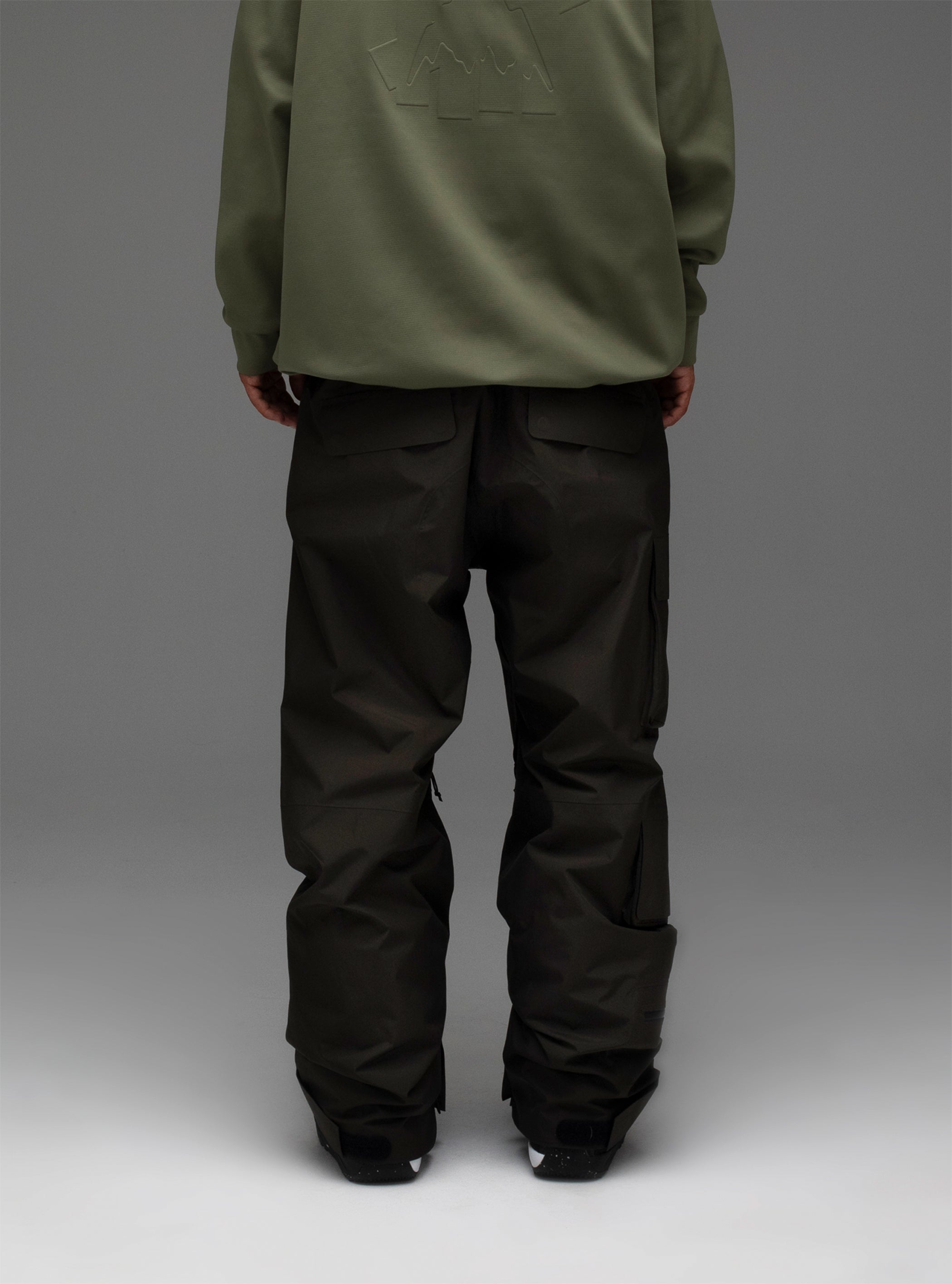 Burton x Undefeated 2L GORE-TEX Bib Pants