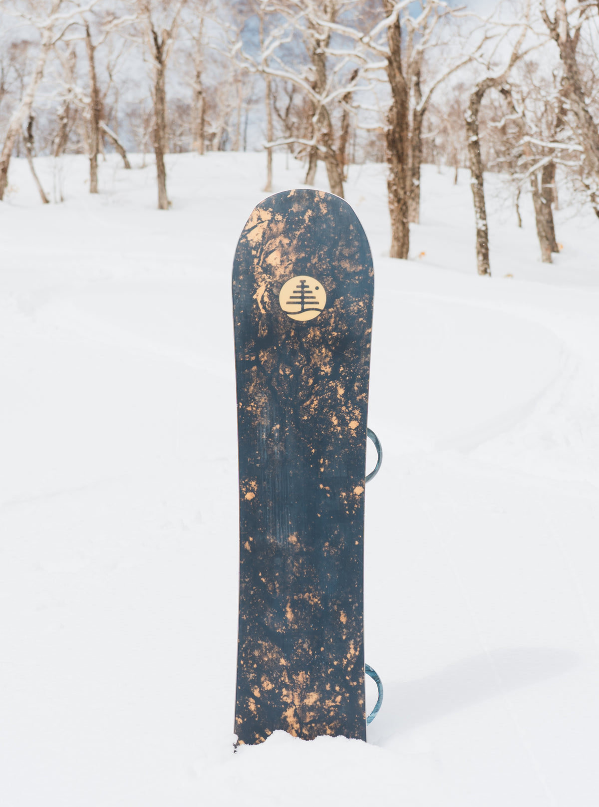 Product image of Burton Family Tree Time Thief Camber Snowboard[Variant:Fire]