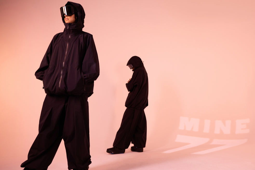 Models showcase GORE-TEX 3L Ridint Pant and Jacket