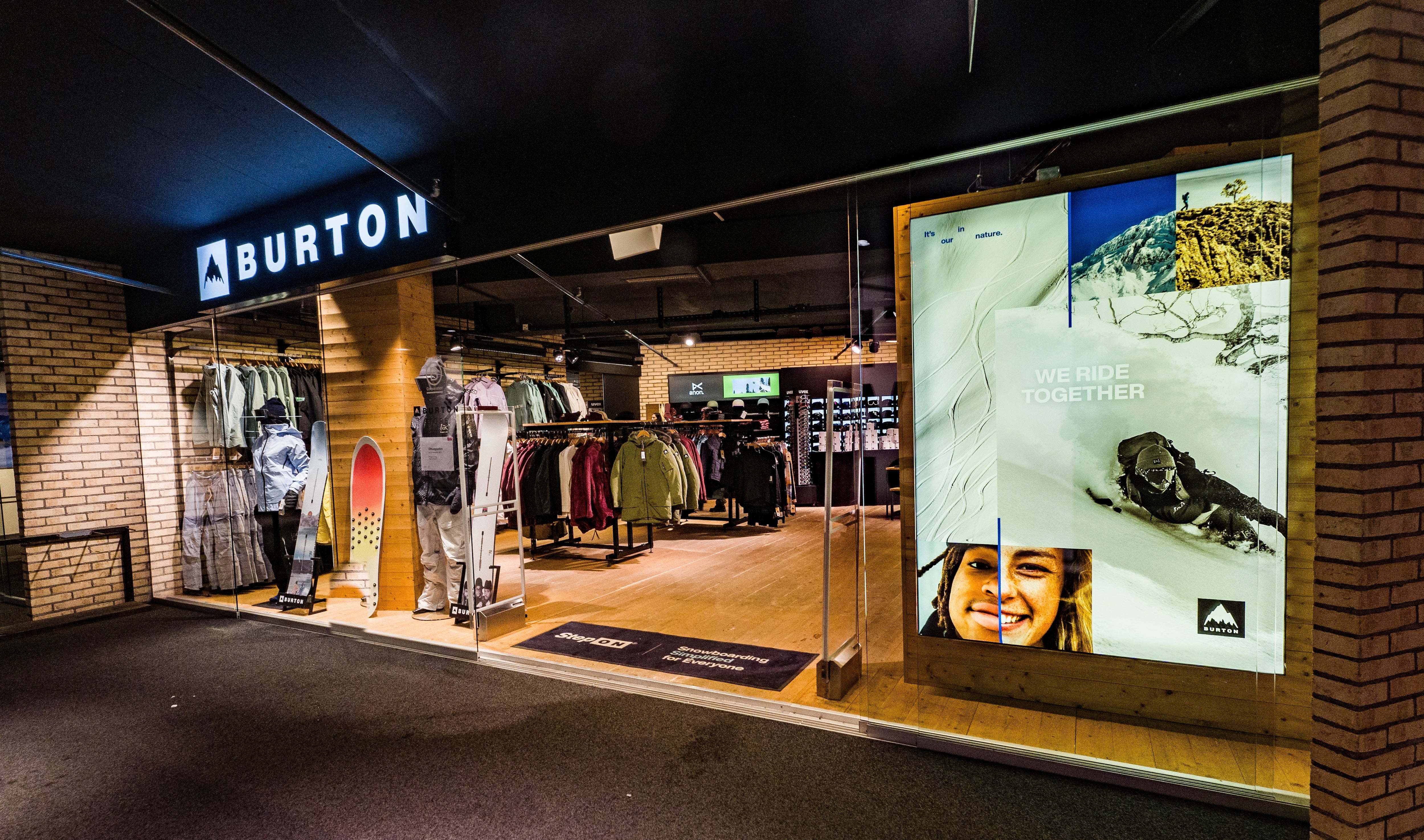Burton Store Locator | Flagship, Outlet & Partner | Burton Snowboards