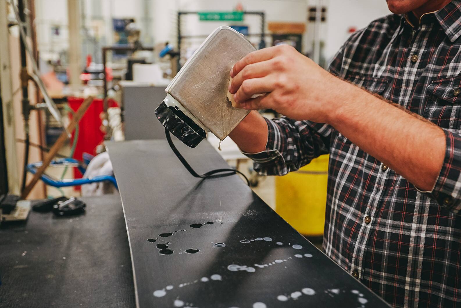 How is a snowboard made? Burton Snowboards