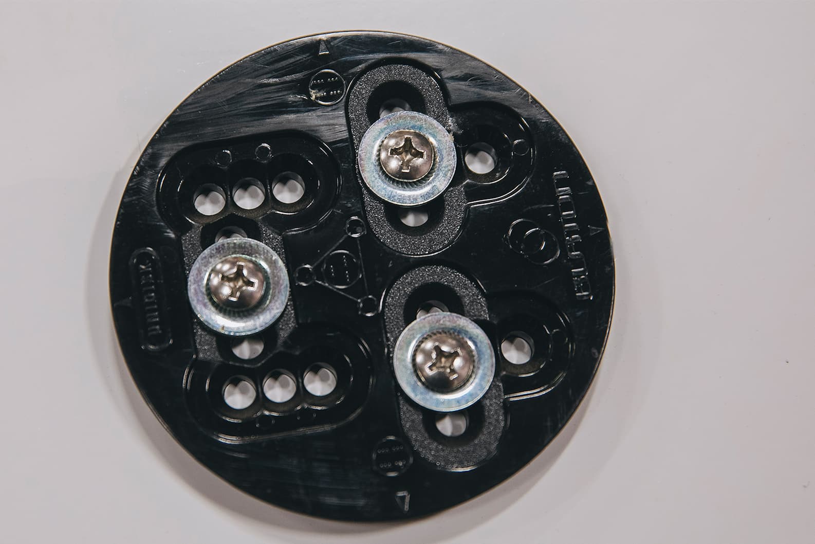 Black Burton Unidisk Snowboard Bindings Mounting Discs 3D w Screws 