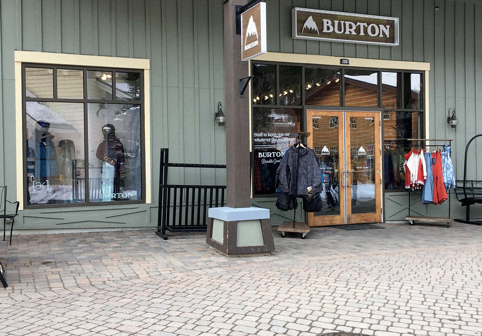 Burton-butik – Winter Park butiksfasad