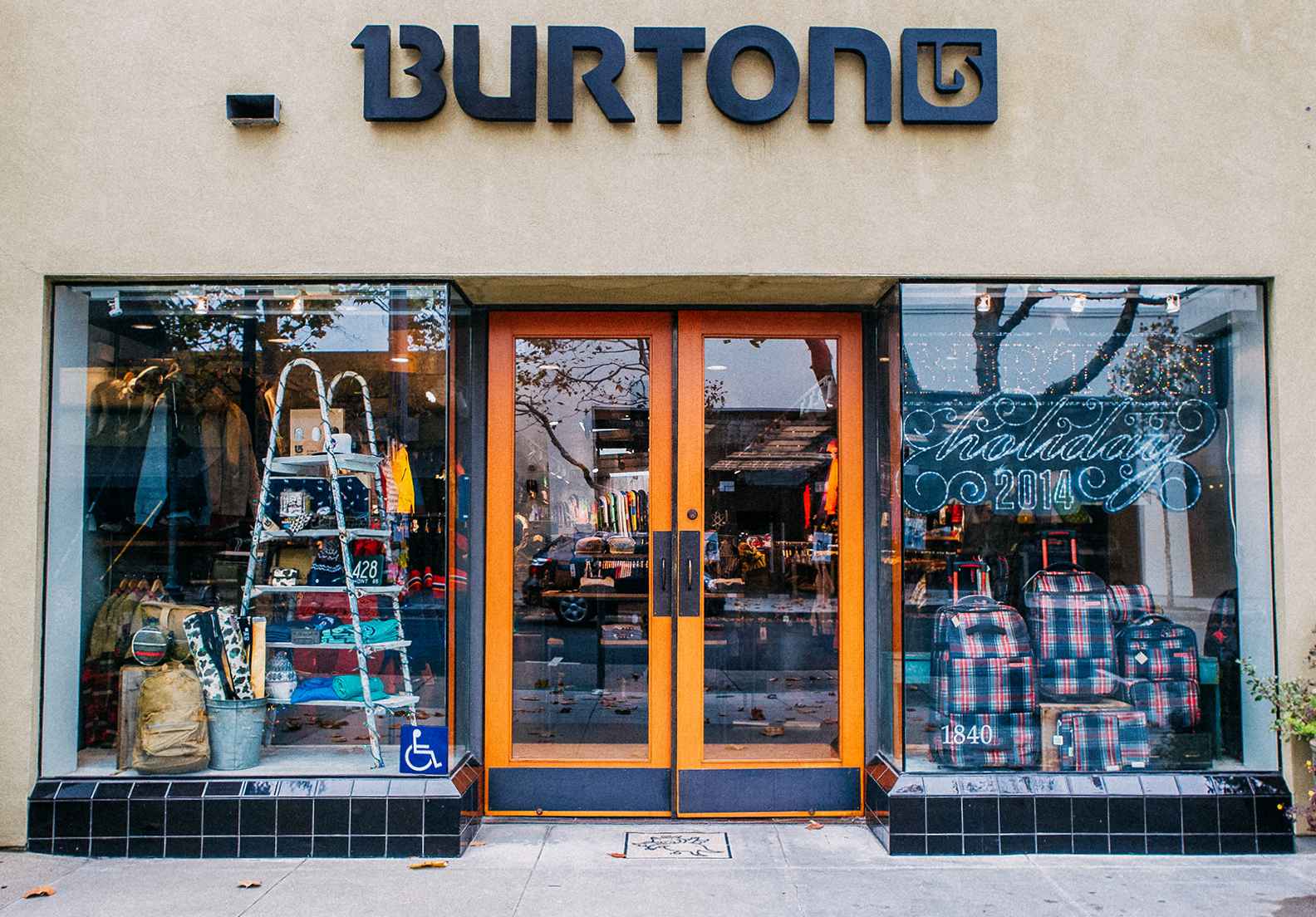 Burton Flagship Store | Burton ES