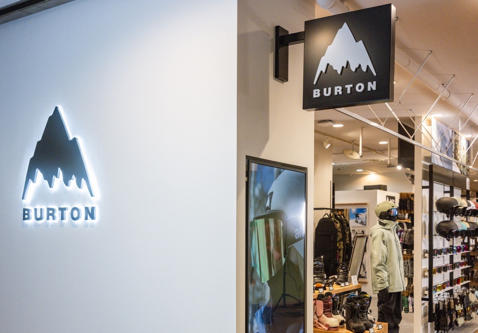 Burton Store Hakuba Goryu（白馬五竜）