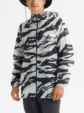 Men's Burton Portal Lite Jacket shown in True Black Tiger