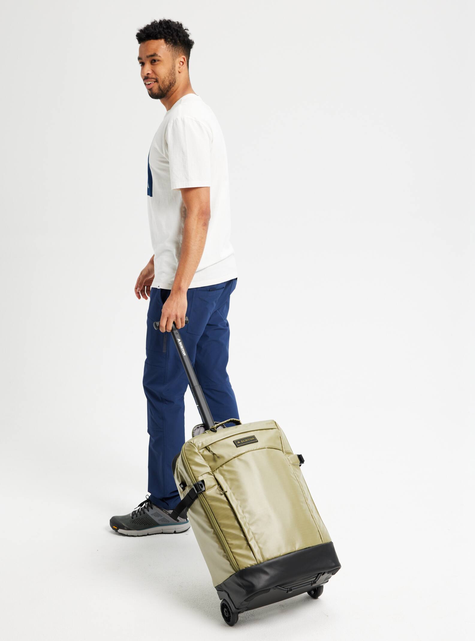 Burton Multipath キャリーオン 40L トラベルバッグ | Burton.com