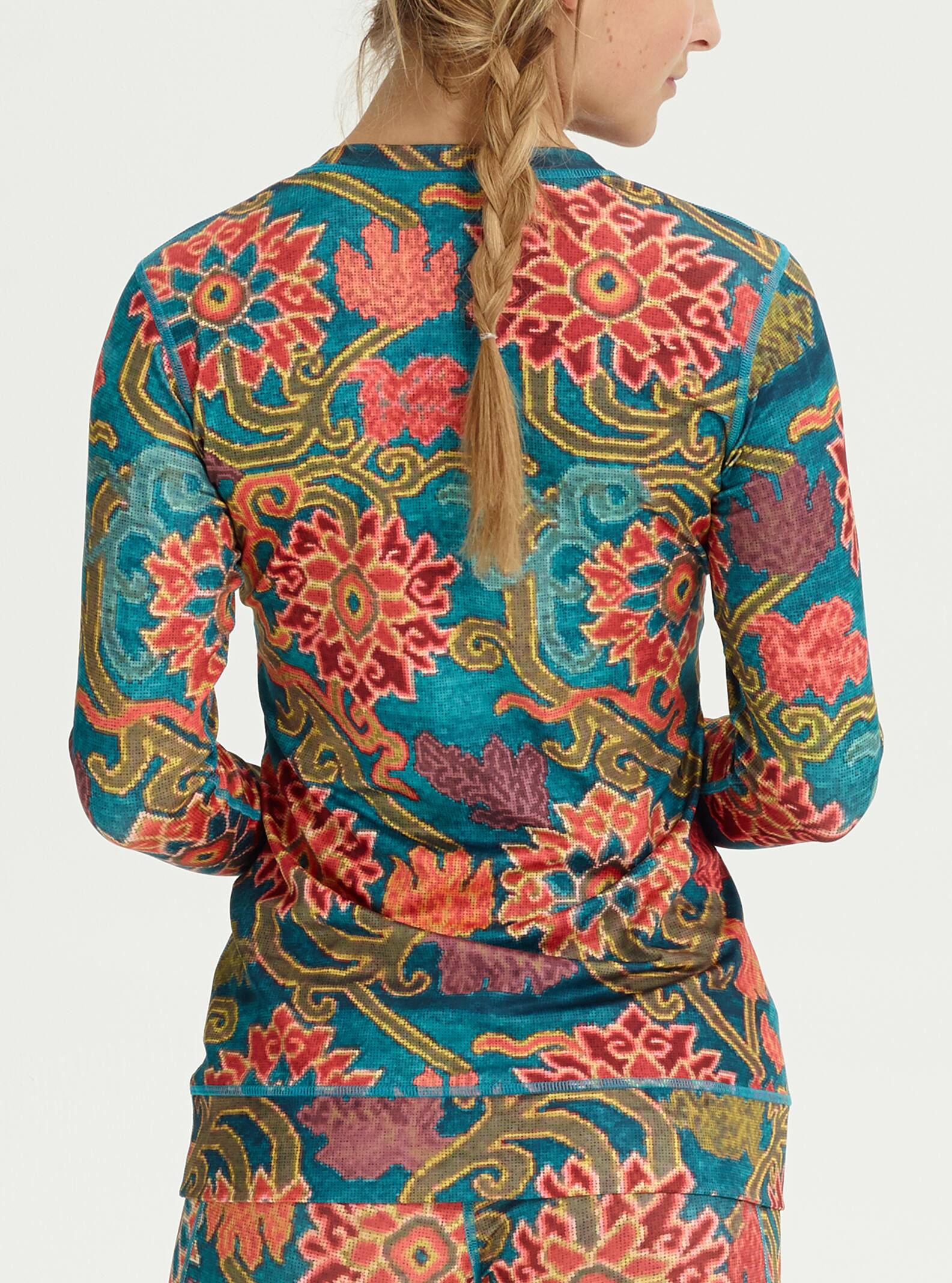 patterned base layer