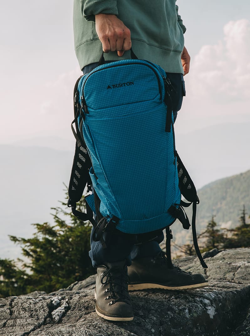 burton skyward 18l backpack