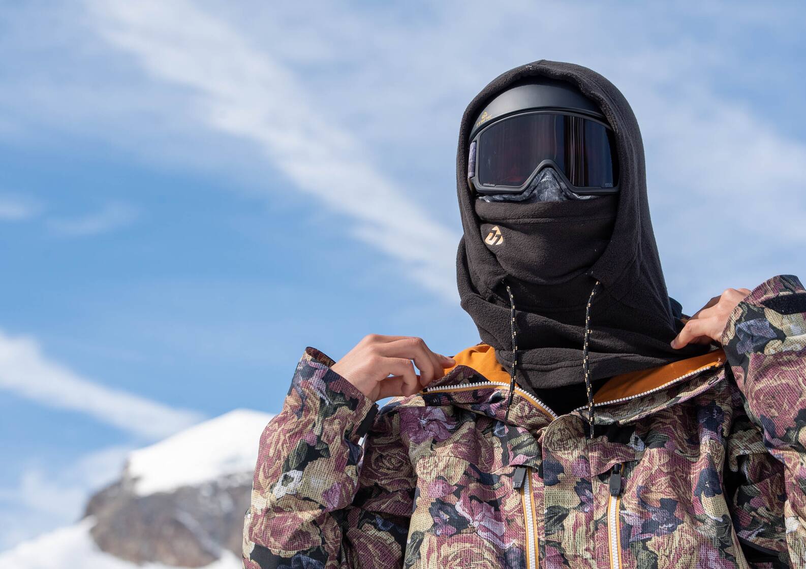 helmet hoodie snowboard
