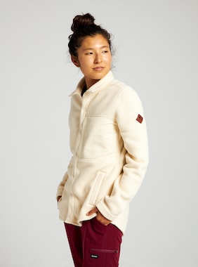 Women's Burton Hearth Snap Up Fleece shown in Cr&egrave;me Br&ucirc;l&eacute;e